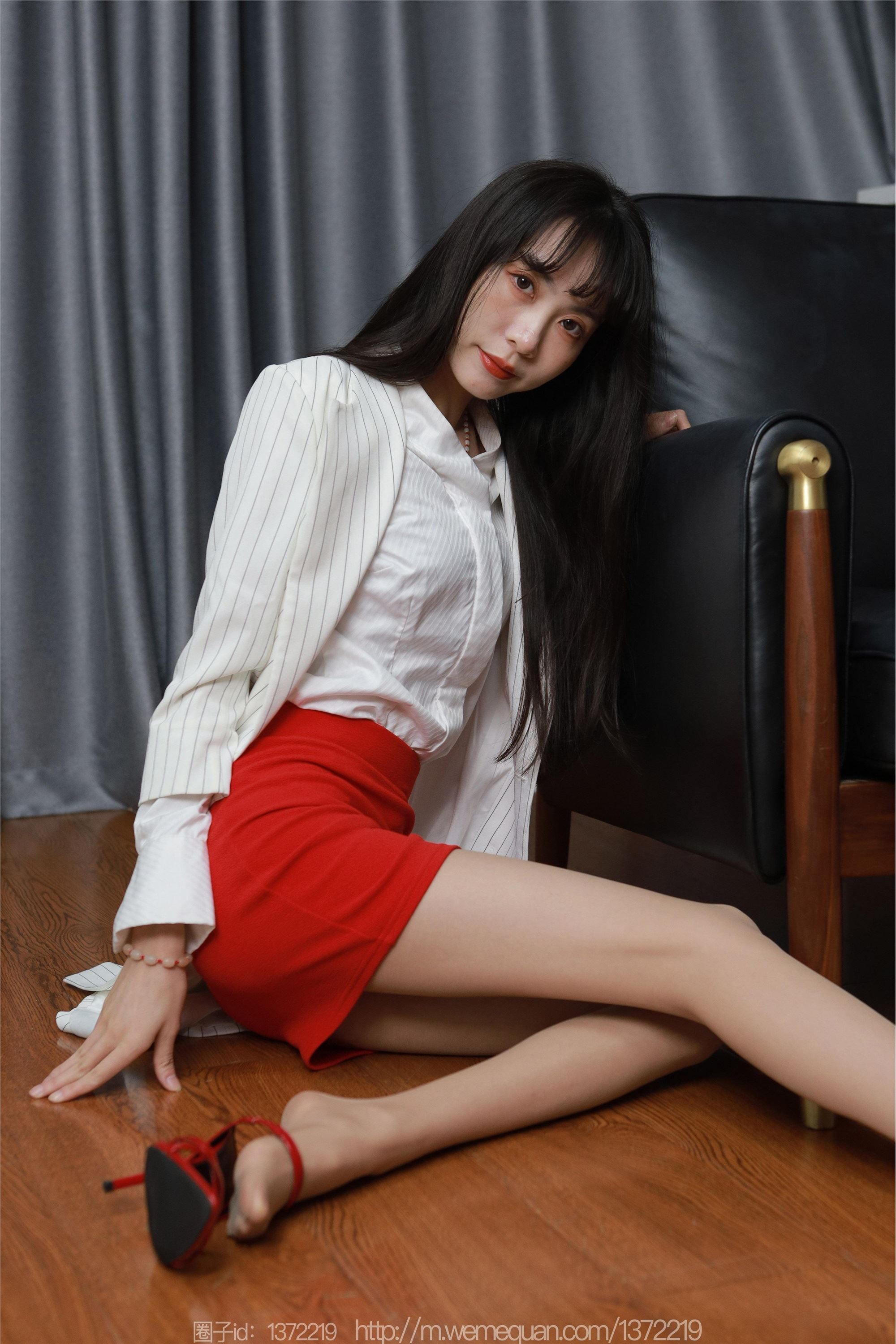 图片[79]-IESS异思趣向期期2023.03.20期丝享家期1396期团团《白衣红裙玉姐》-秀人网