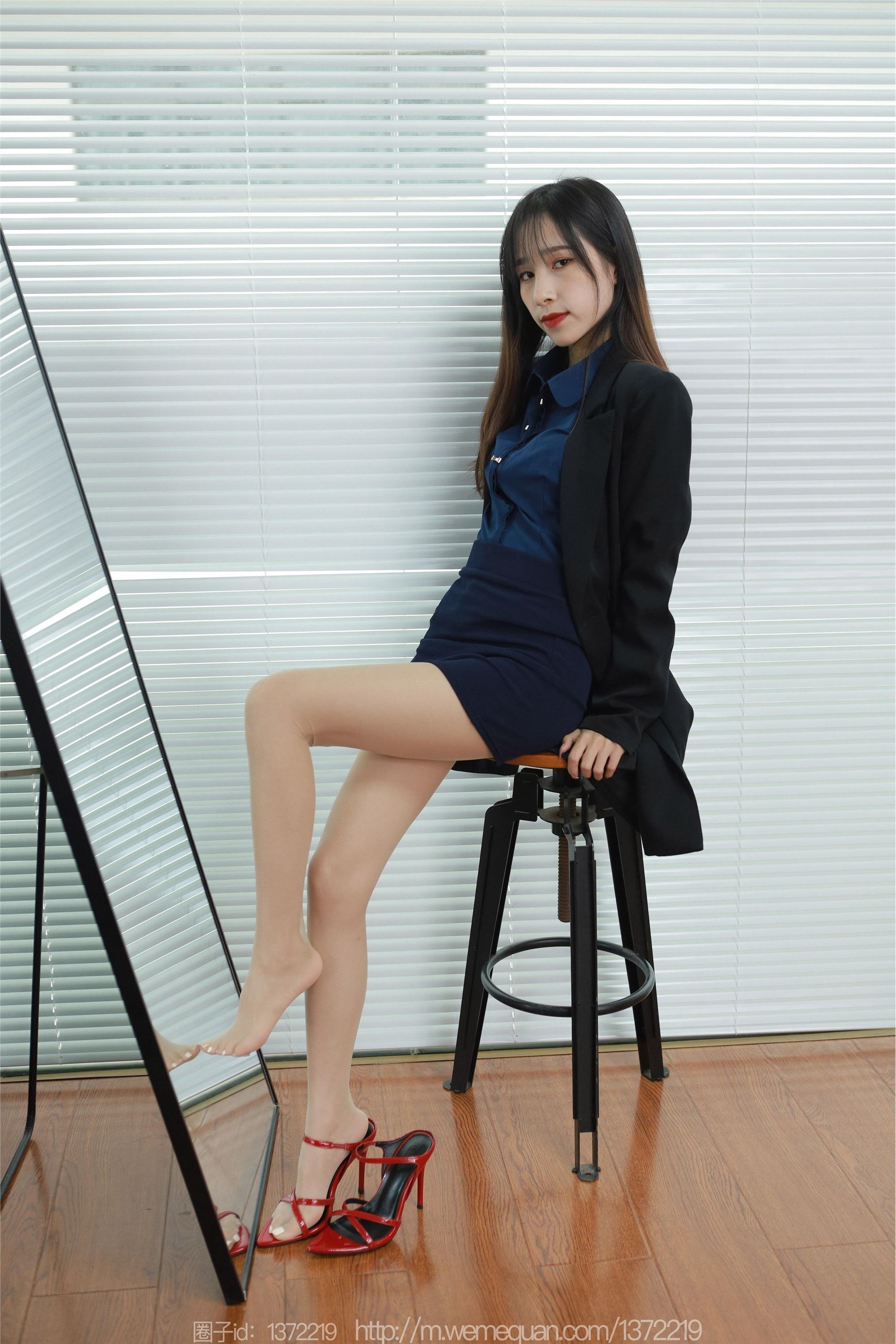 图片[9]-IESS异思趣向期期2023.03.22期丝享家期1398期美子《红跟凉鞋》-套图网