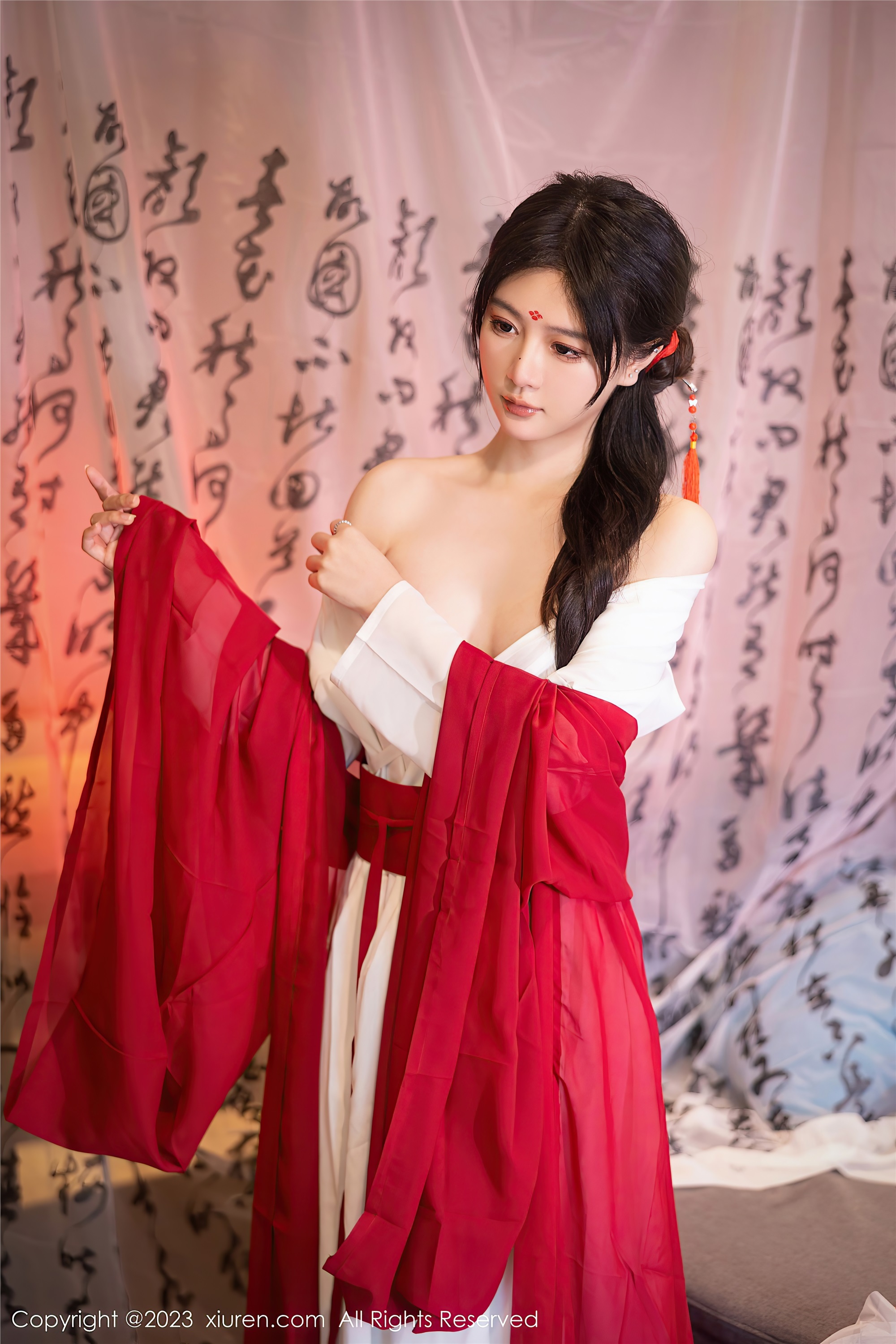 图片[11]-Xiuren秀人网期2023.08.04期N第7192期幼幼-秀人网