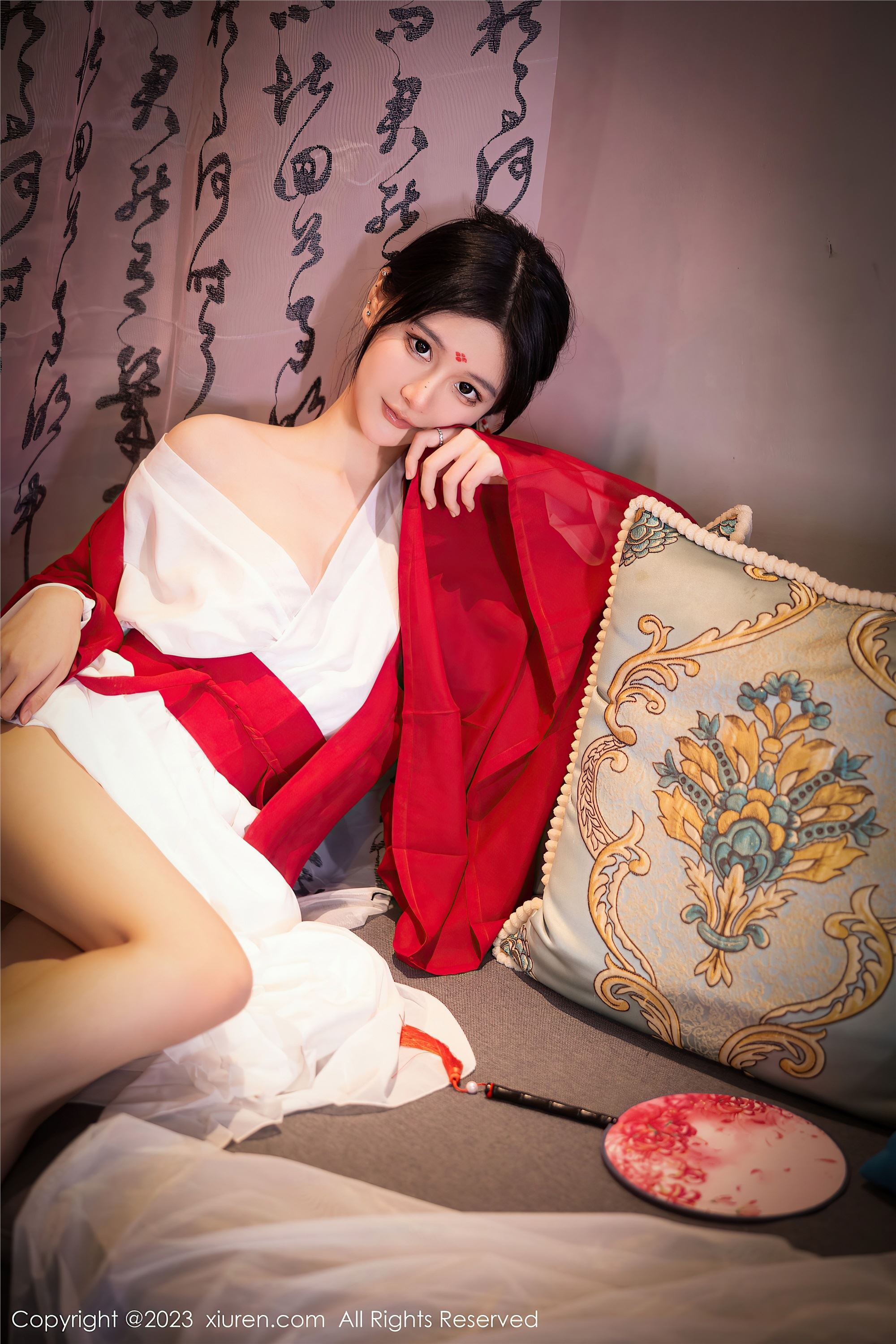 图片[8]-Xiuren秀人网期2023.08.04期N第7192期幼幼-秀人网