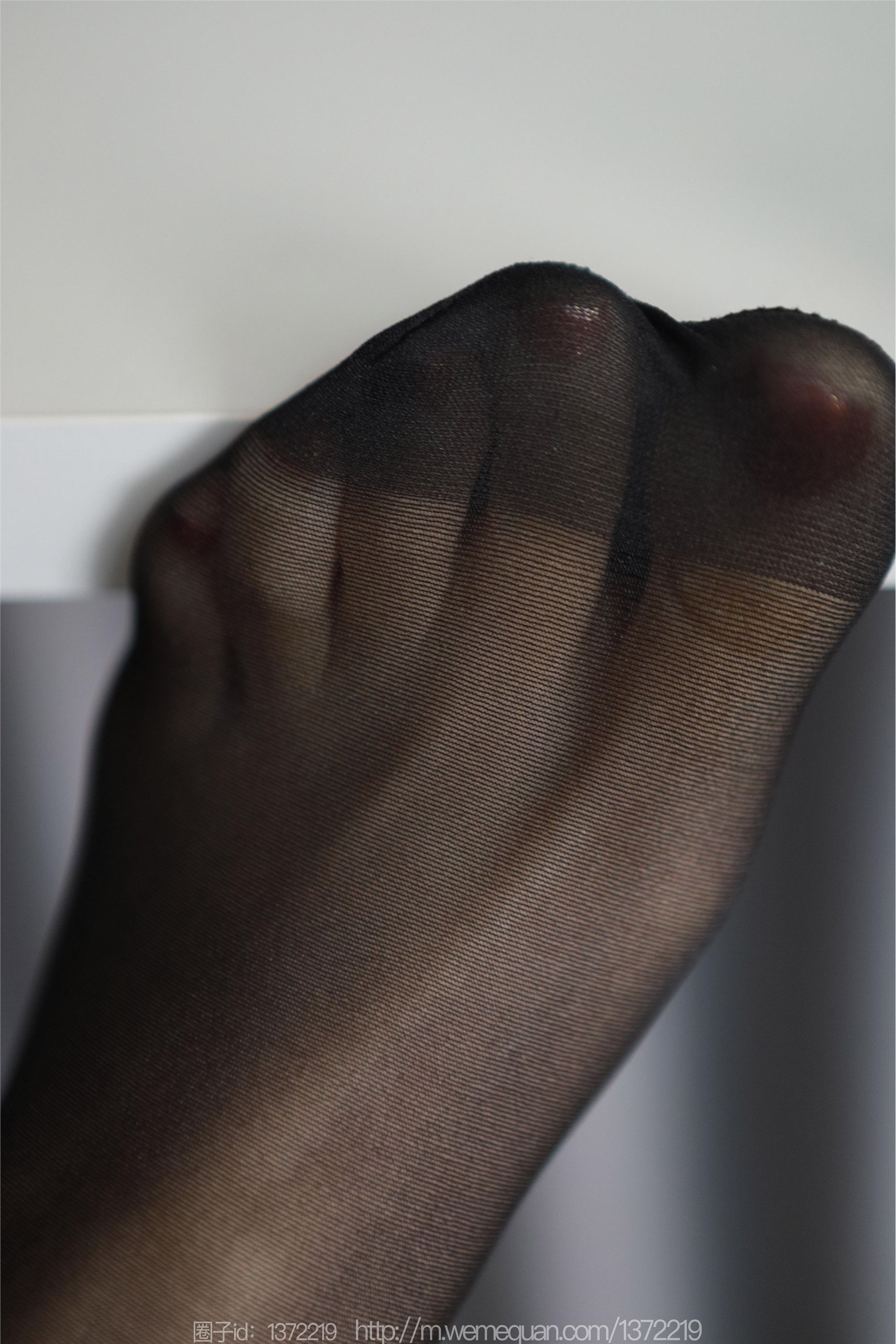 图片[37]-IESS异思趣向期期2023.03.28期丝享家期1404期团团《纤纤细腿》-套图网