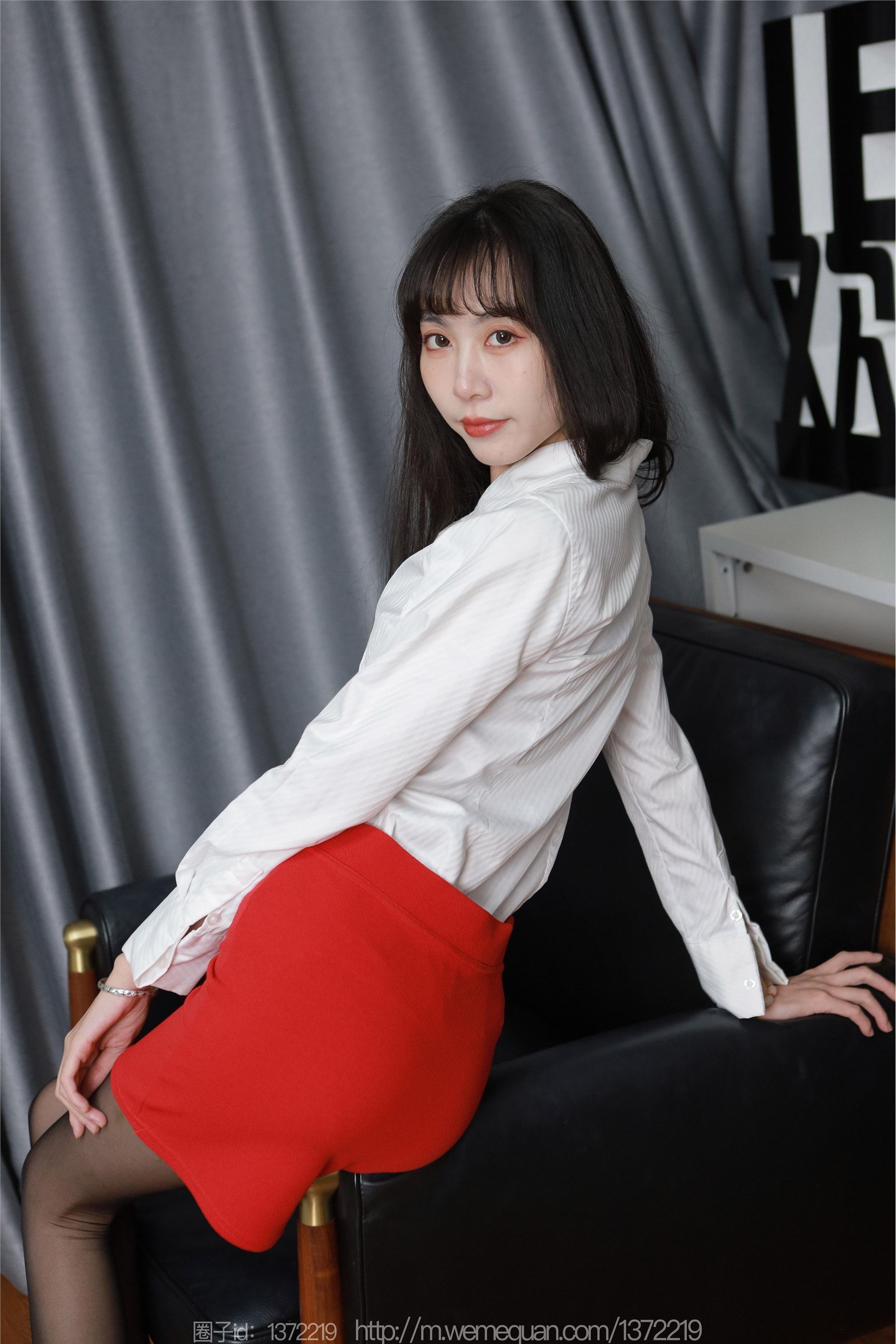 图片[5]-IESS异思趣向期期2023.03.28期丝享家期1404期团团《纤纤细腿》-套图网