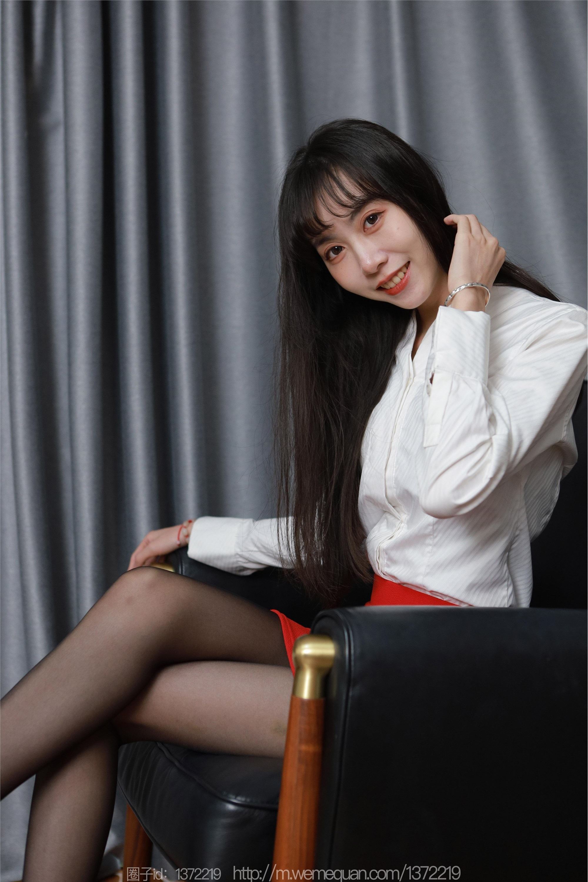 图片[9]-IESS异思趣向期期2023.03.28期丝享家期1404期团团《纤纤细腿》-套图网