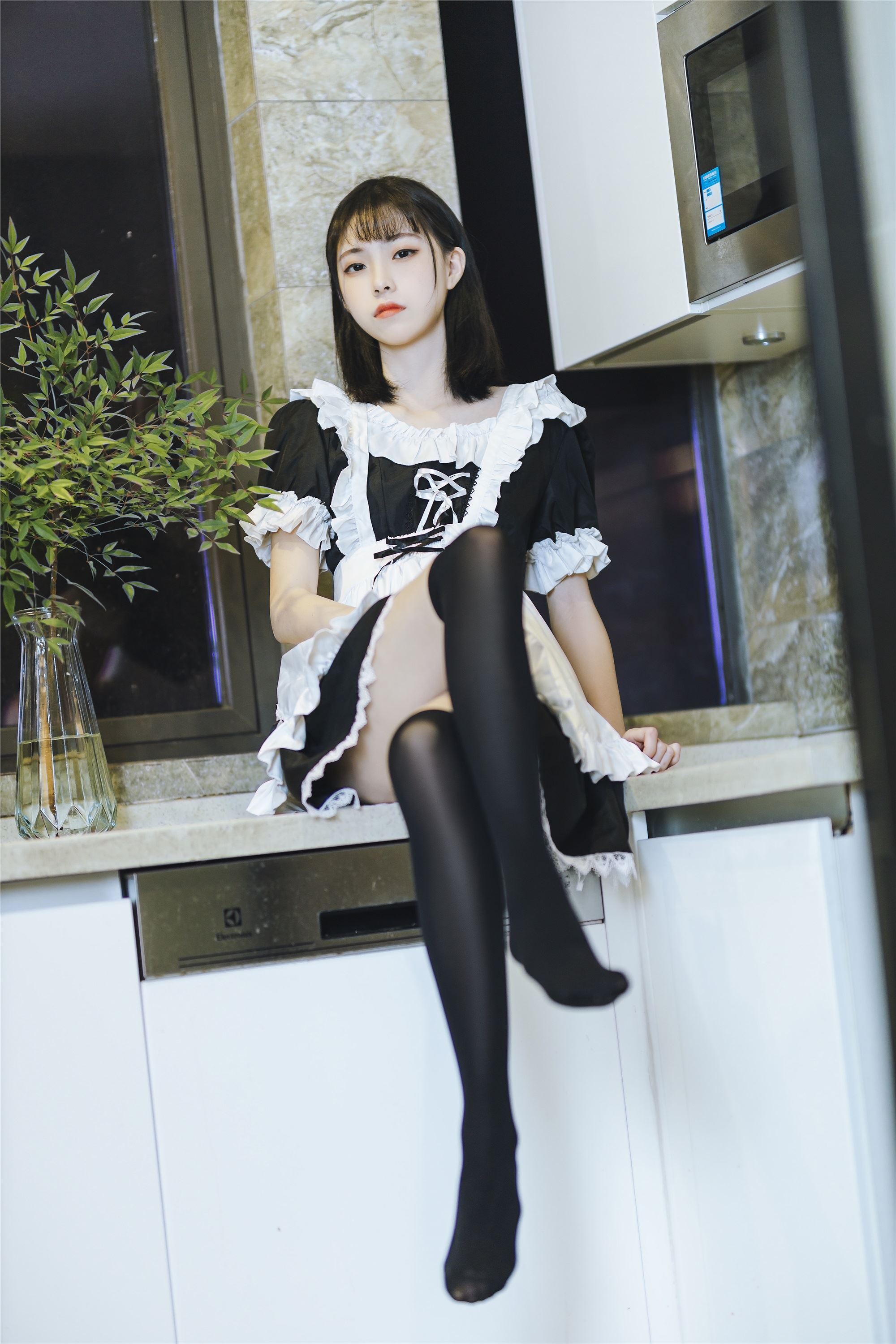 图片[16]-许岚LAN期–期N第011期短裙女仆-秀人网