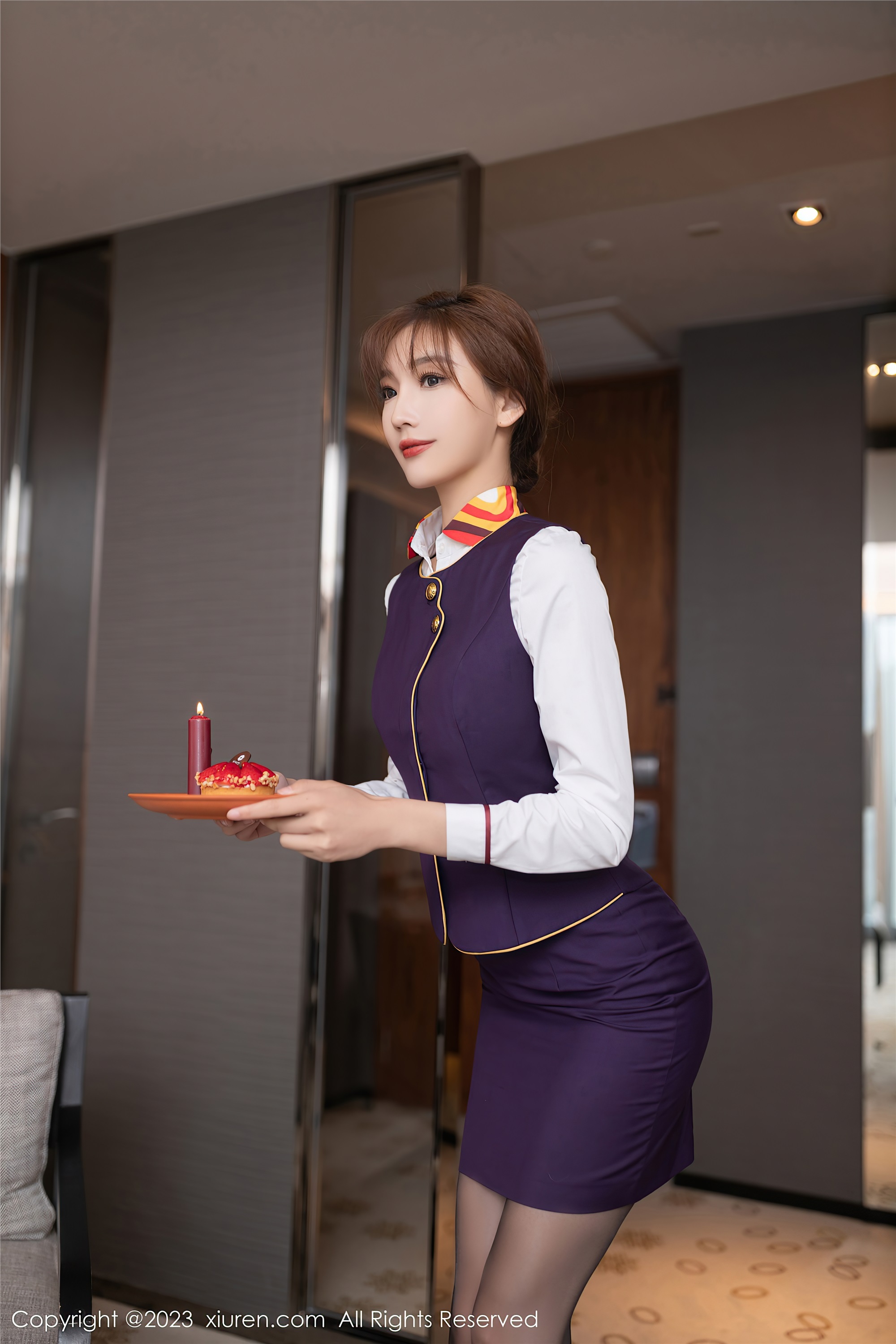 Xiuren秀人网期2023.08.17期N第7248期陆萱萱-套图网