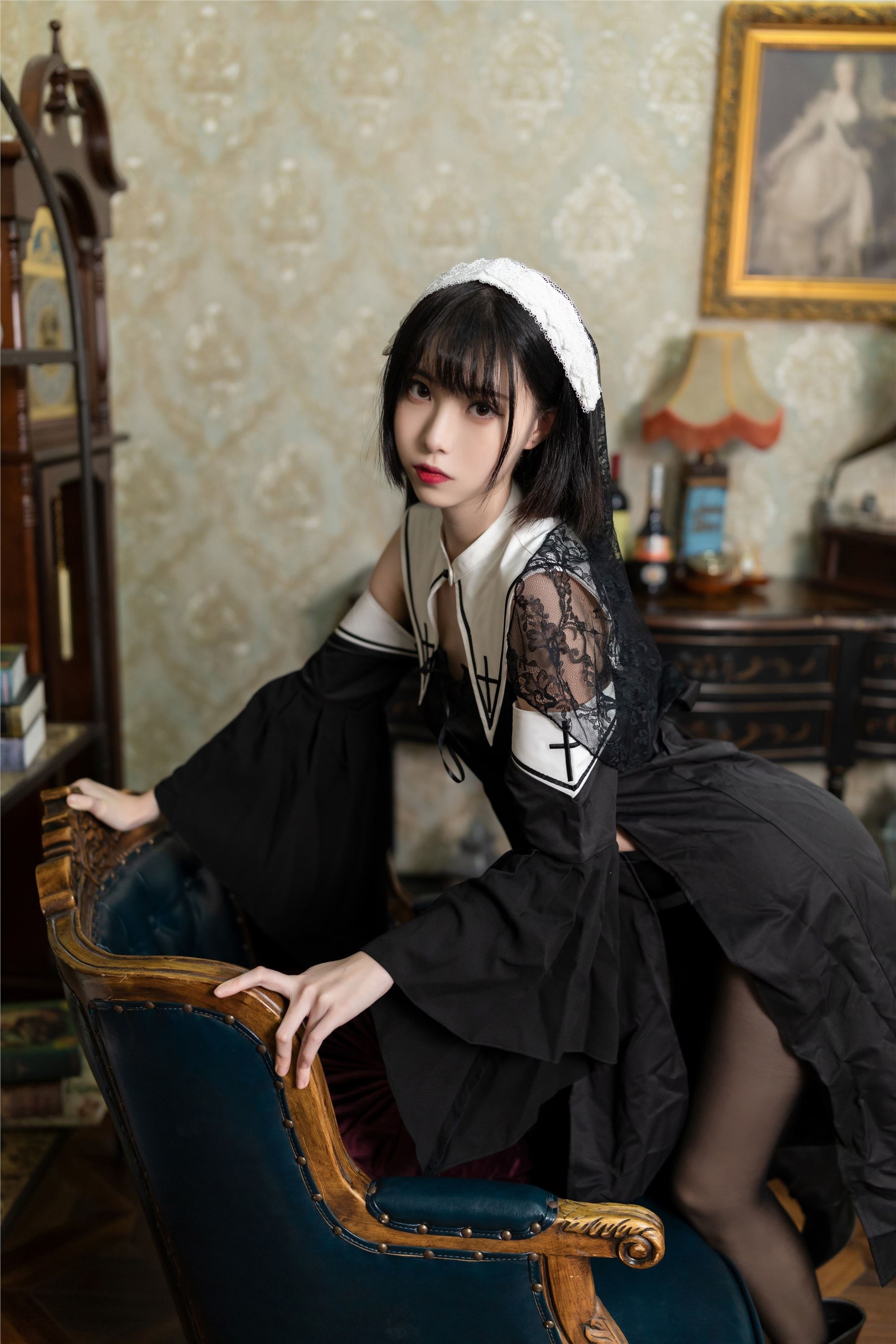 图片[37]-许岚LAN期-期N第016期暗黑修女-秀人网