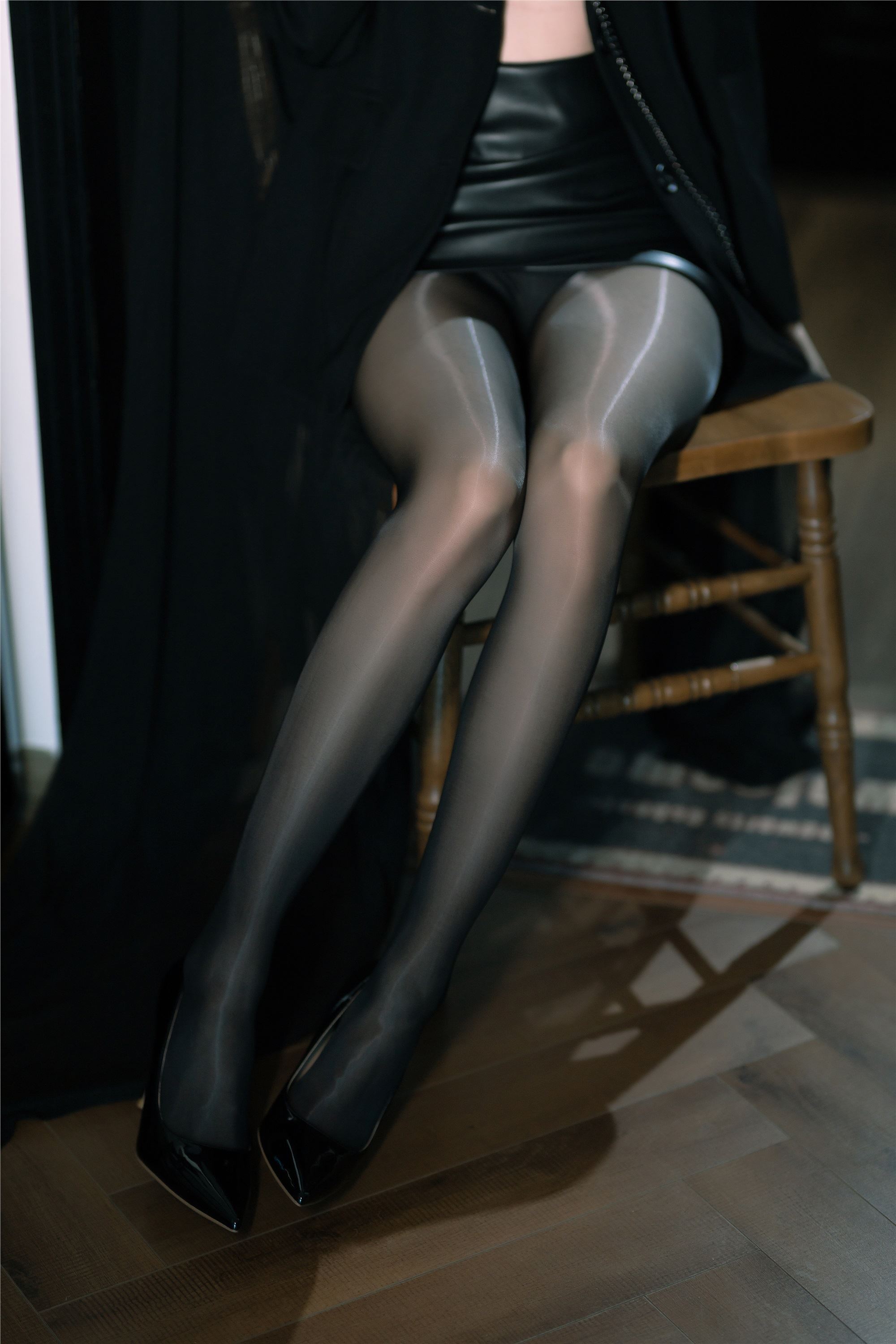 图片[10]-许岚LAN期–期N第018期黑丝西装-秀人网