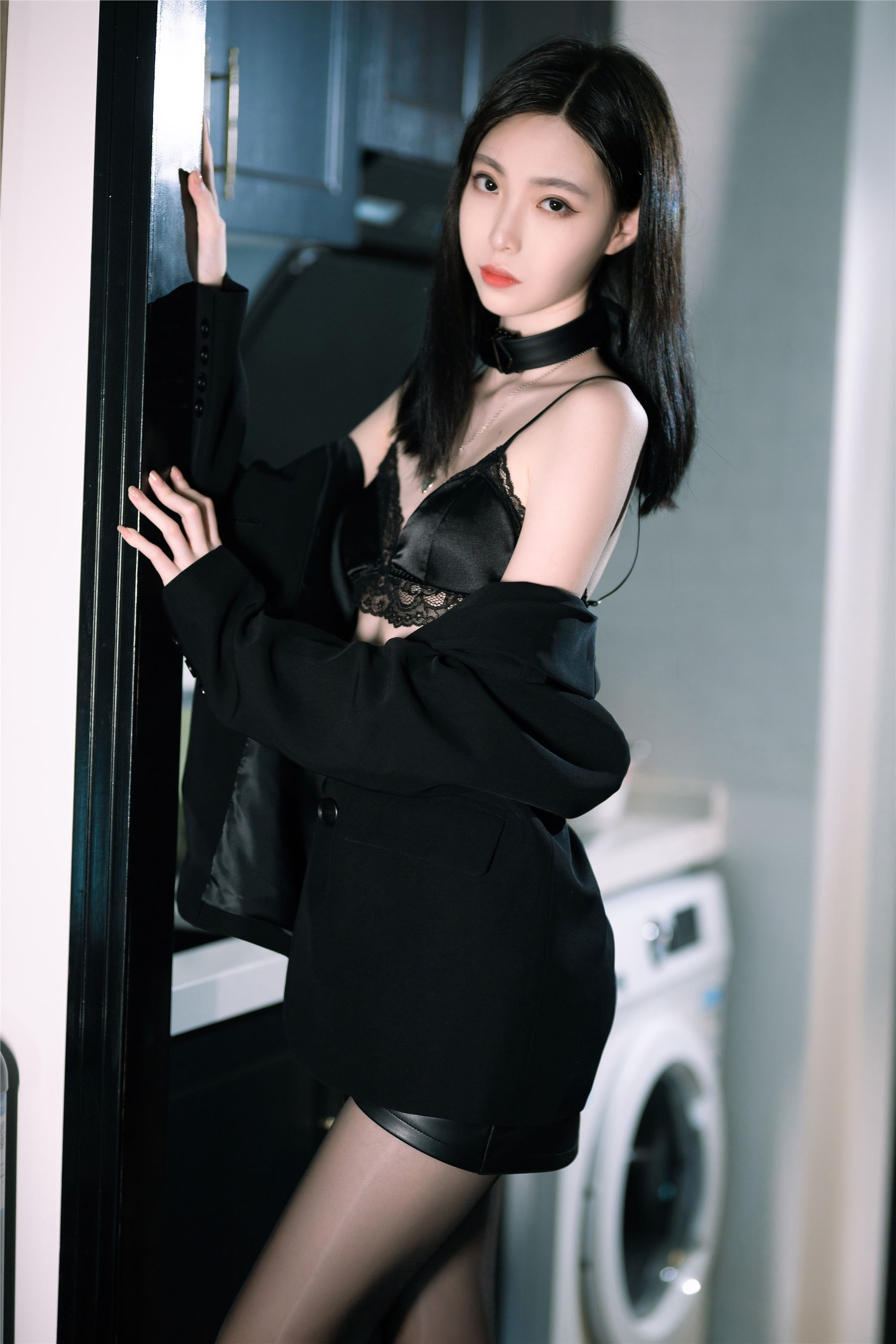 图片[26]-许岚LAN期–期N第018期黑丝西装-秀人网