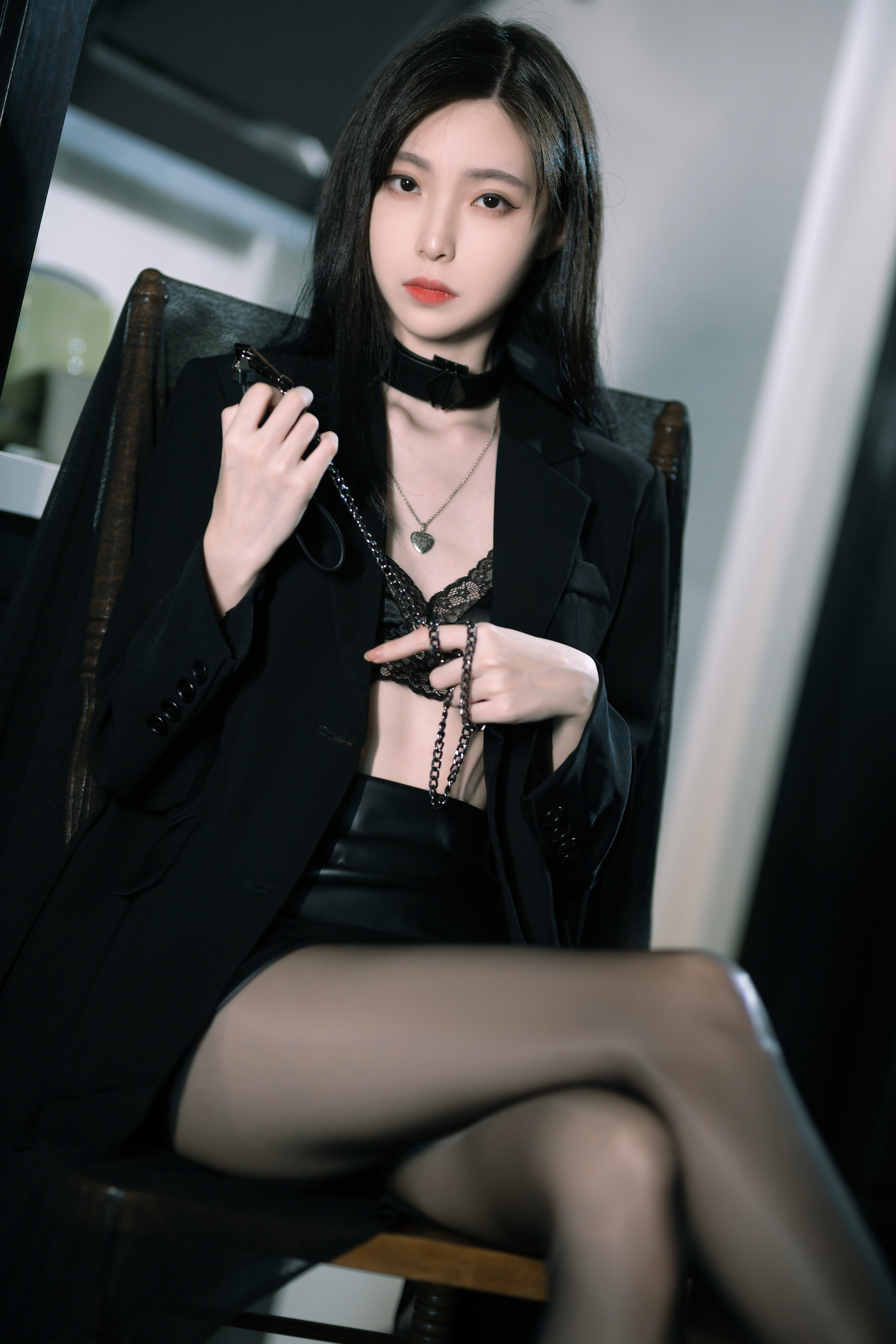 图片[8]-许岚LAN期–期N第018期黑丝西装-秀人网