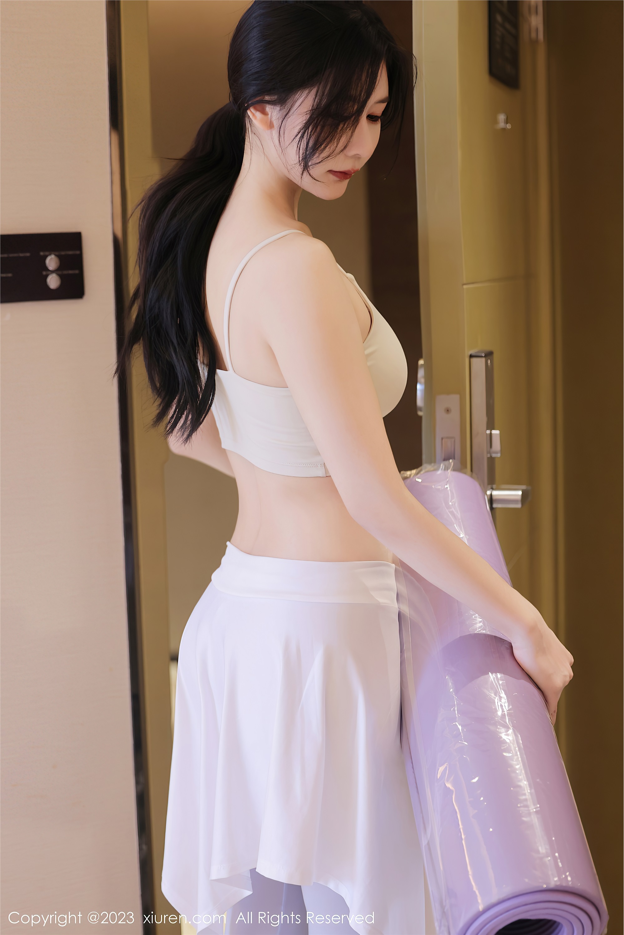 图片[2]-Xiuren秀人网期2023.08.28期N第7294期尹甜甜-秀人网