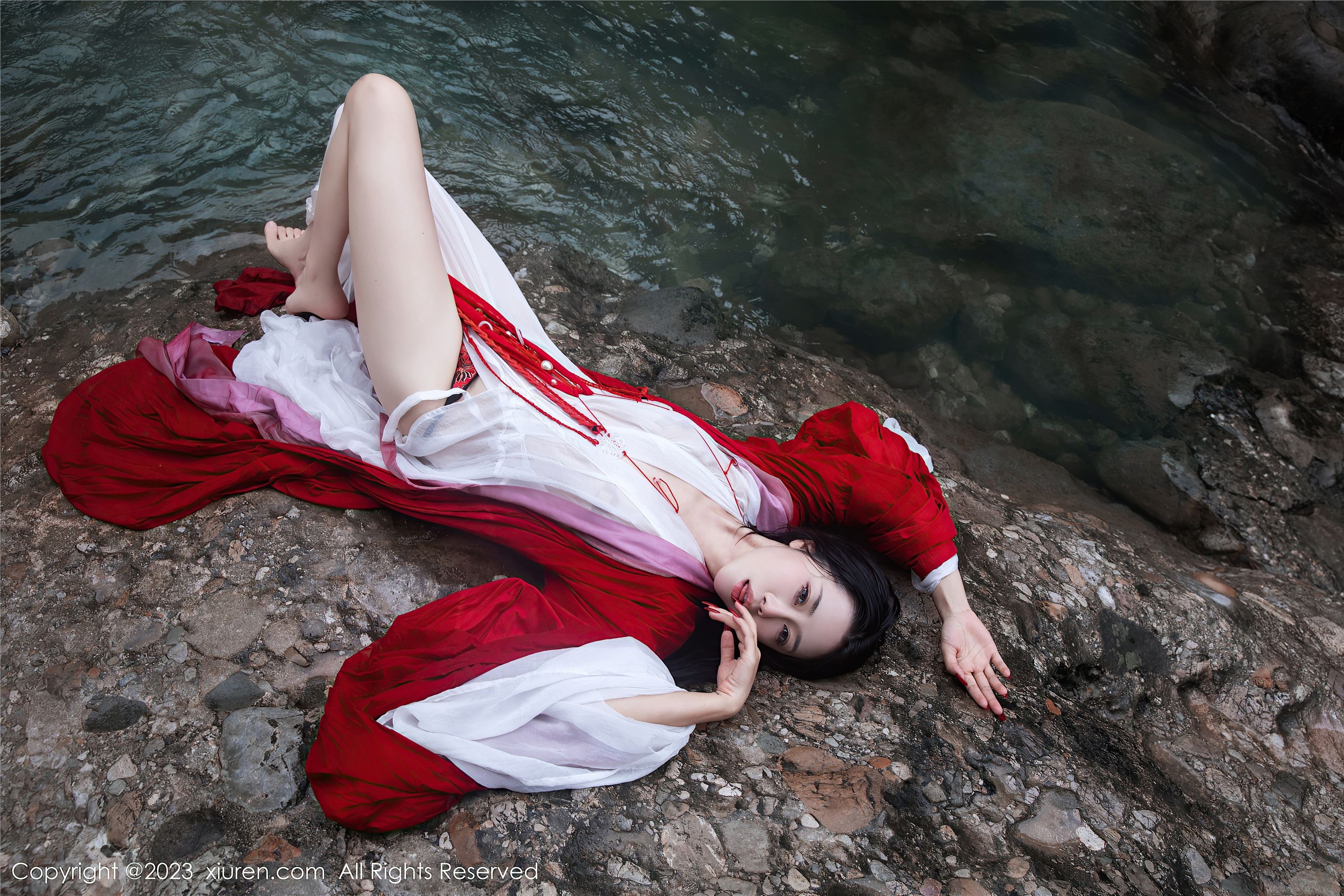 图片[21]-Xiuren秀人网期2023.08.28期N第7295期严利娅Yuliya-套图网