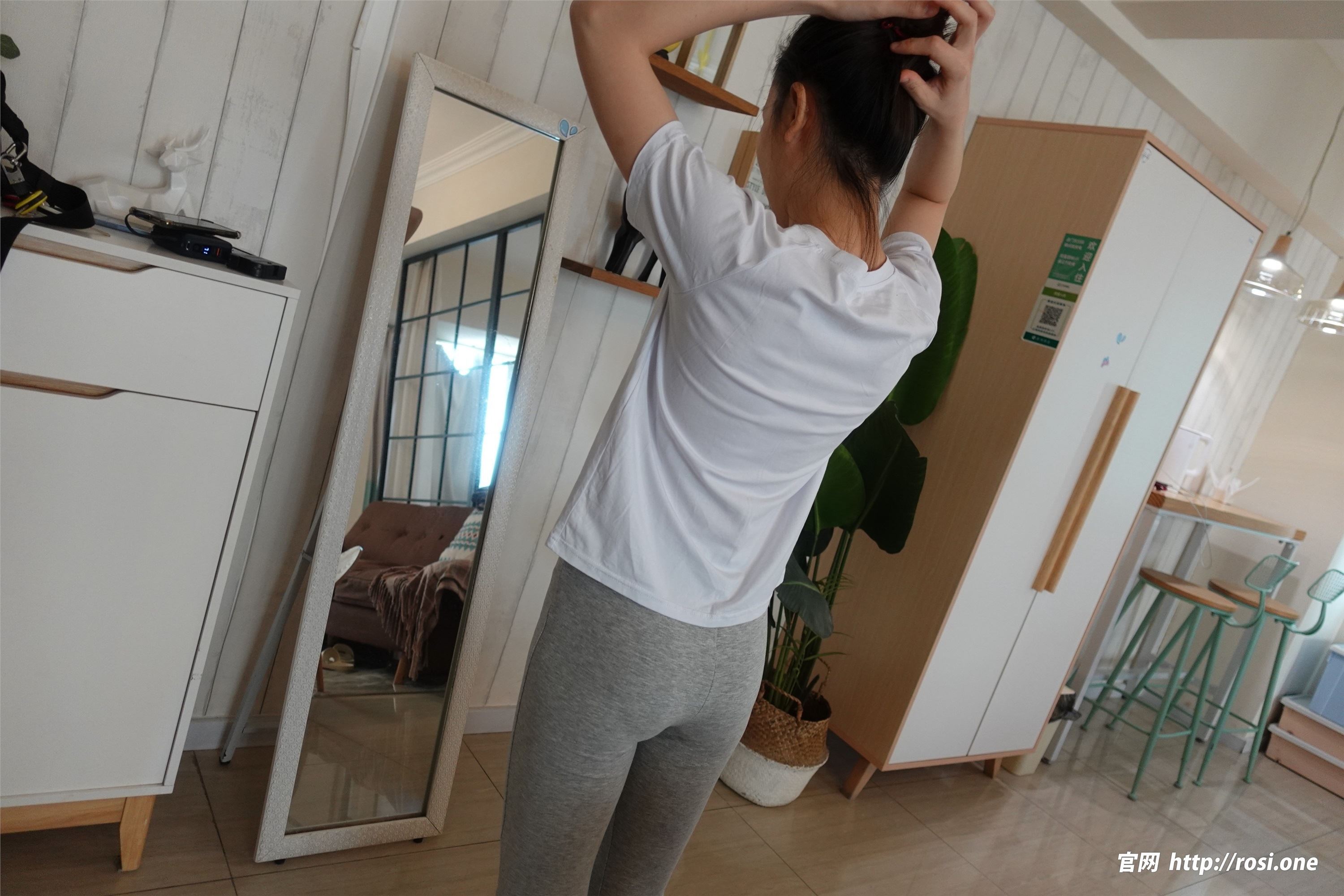 ROSI写真期2023.09.08期N第4295-秀人网