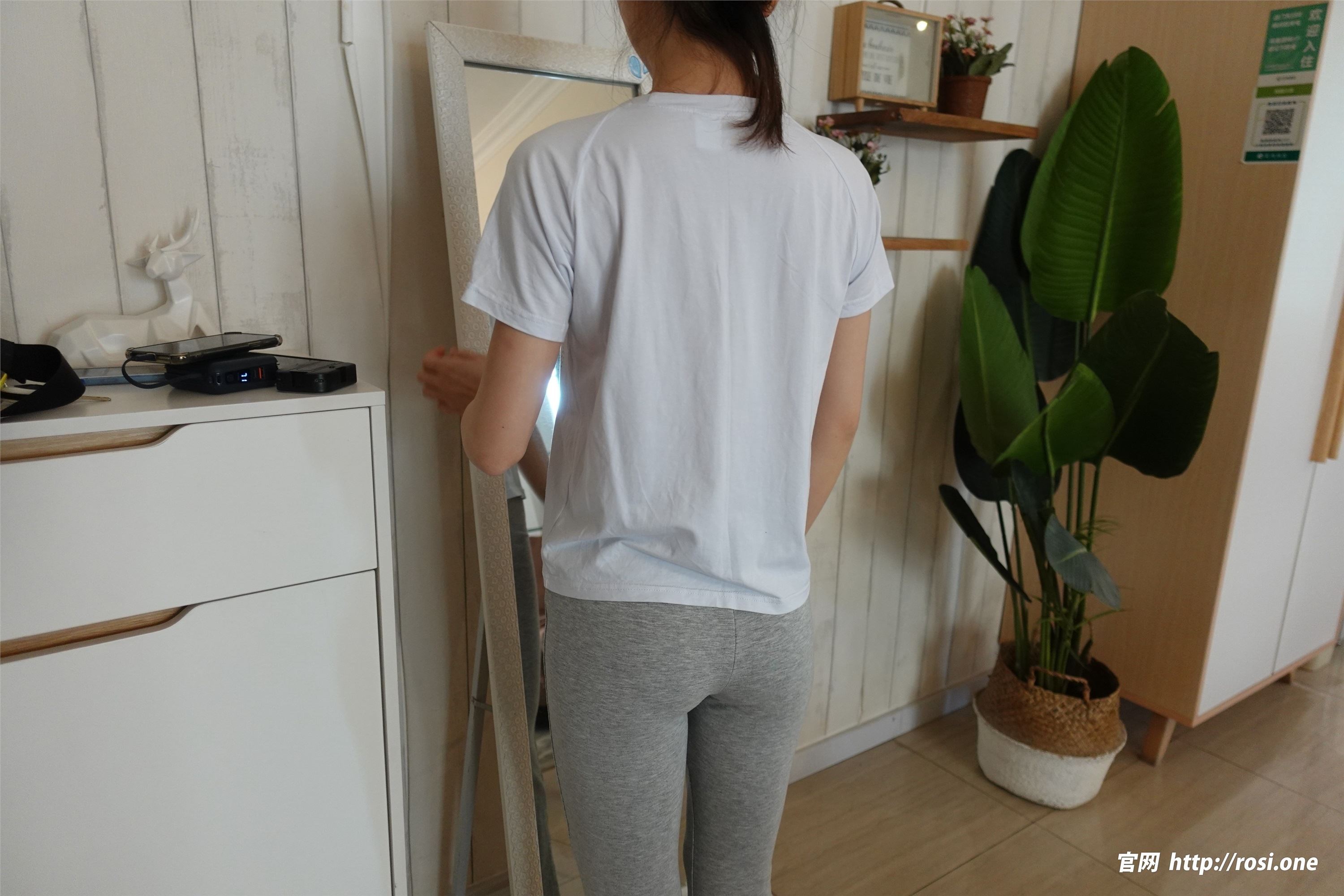 图片[41]-ROSI写真期2023.09.08期N第4295-秀人网