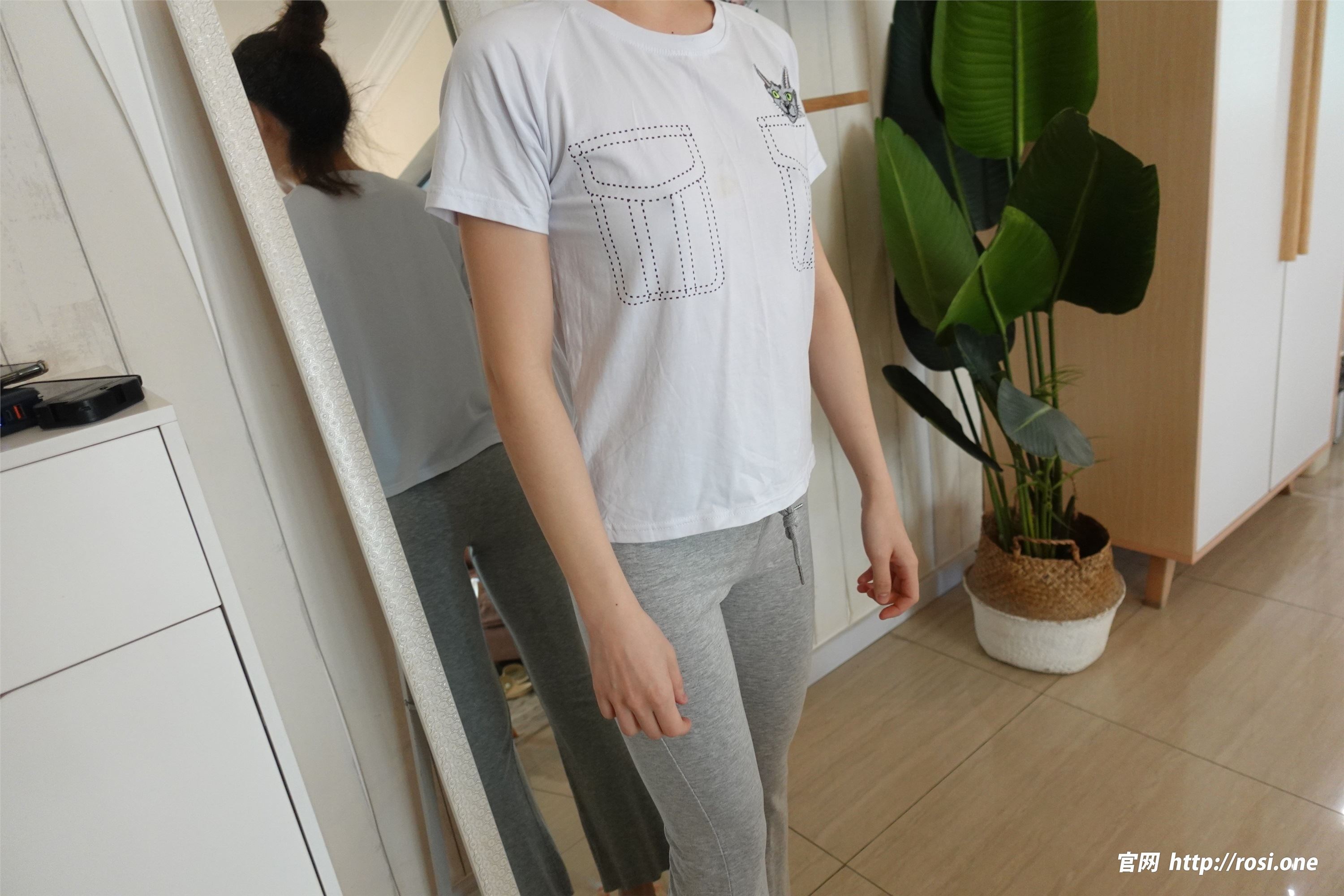 图片[73]-ROSI写真期2023.09.08期N第4295-秀人网