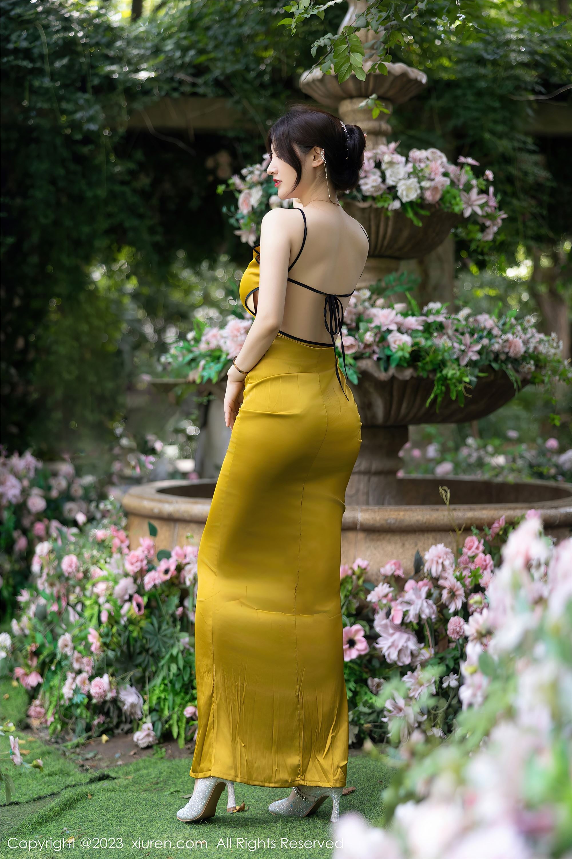 图片[25]-Xiuren秀人网期2023.08.29期N第7302期诗诗kiki-套图网