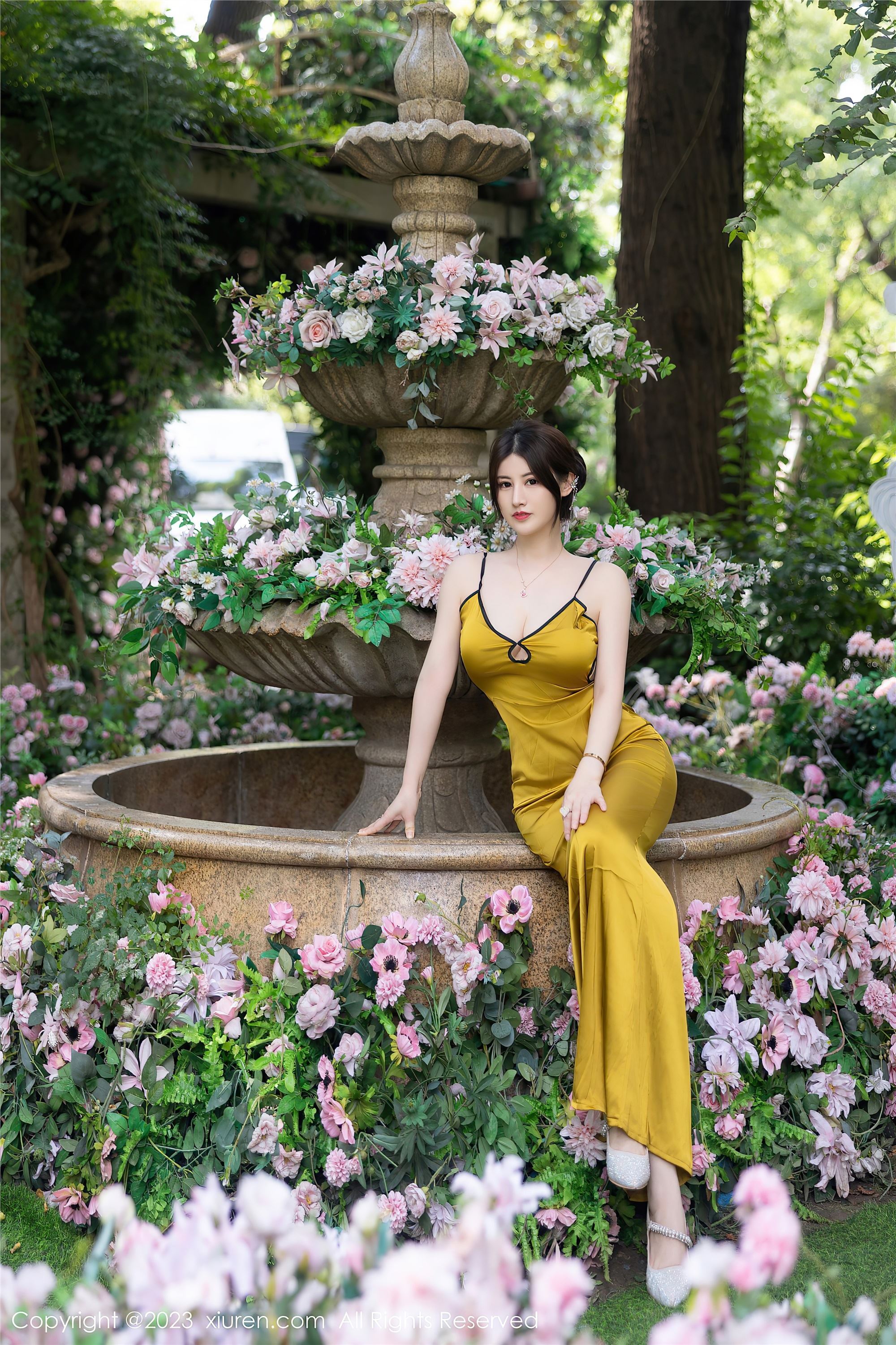 图片[28]-Xiuren秀人网期2023.08.29期N第7302期诗诗kiki-套图网