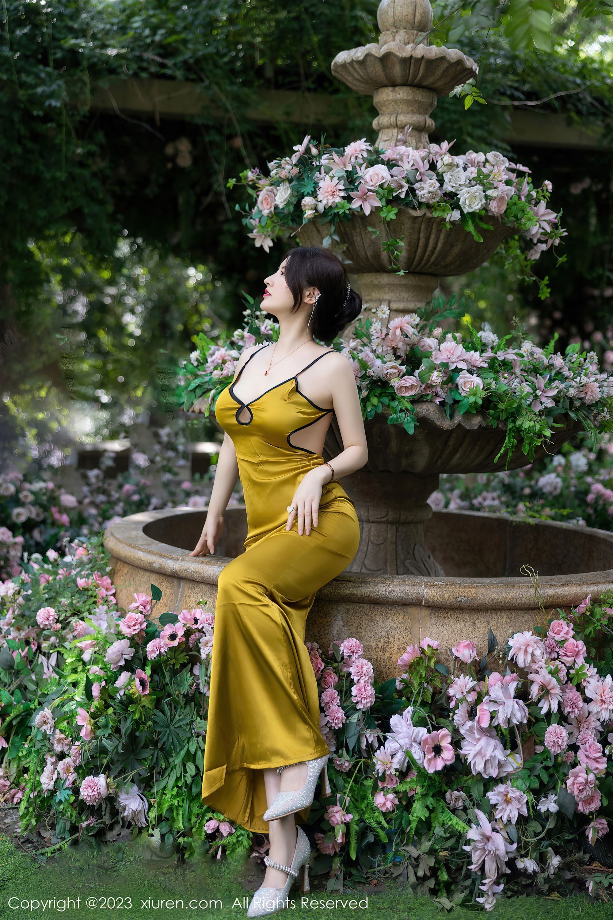 图片[31]-Xiuren秀人网期2023.08.29期N第7302期诗诗kiki-套图网