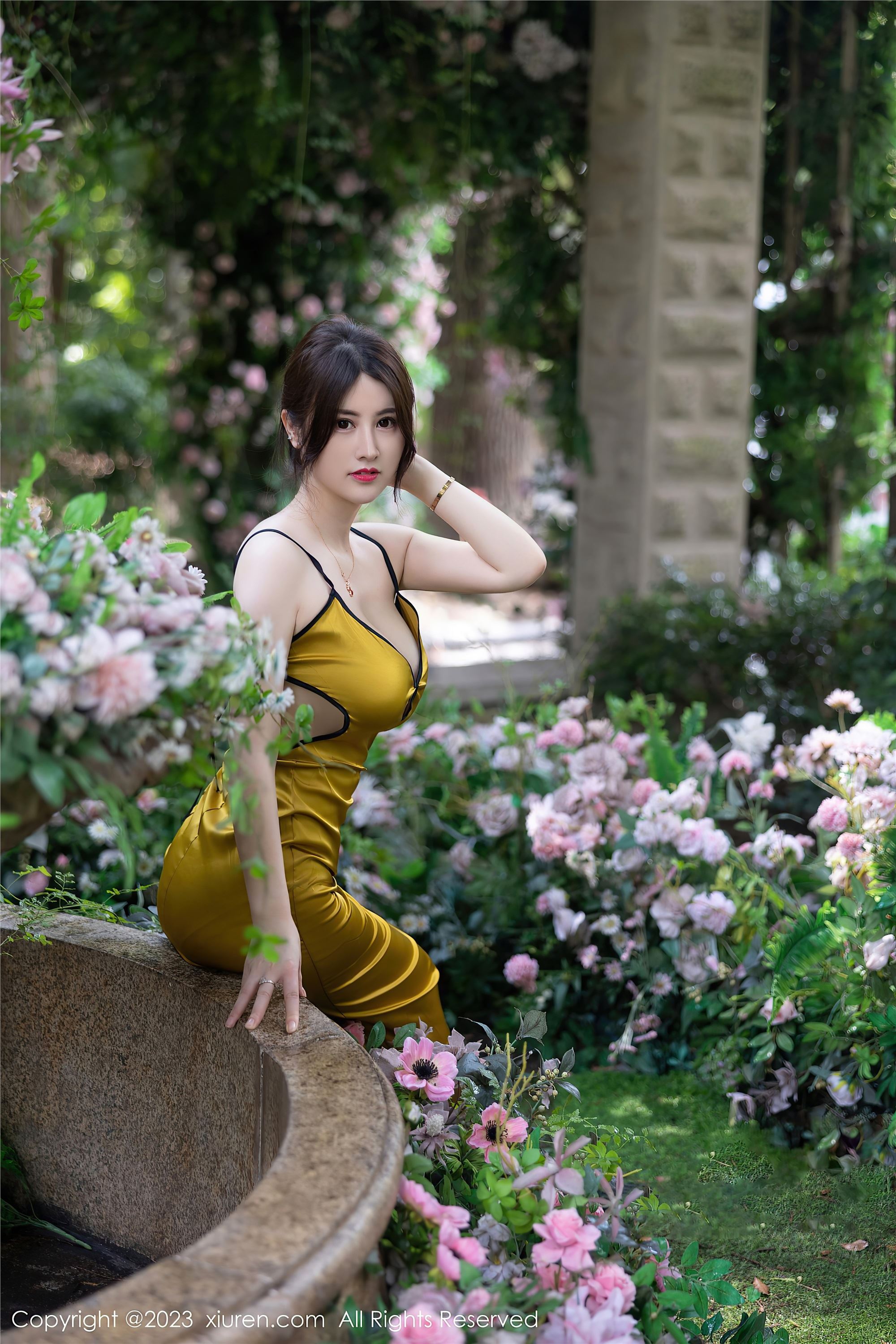 图片[37]-Xiuren秀人网期2023.08.29期N第7302期诗诗kiki-套图网