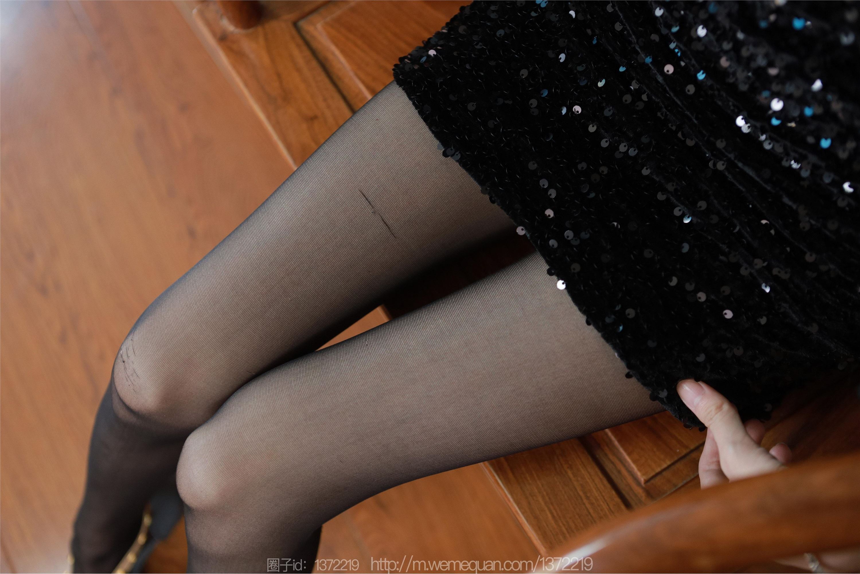 IESS异思趣向期期2023.04.12期丝享家期1419期团团《亮片嘿丝裙》-套图网