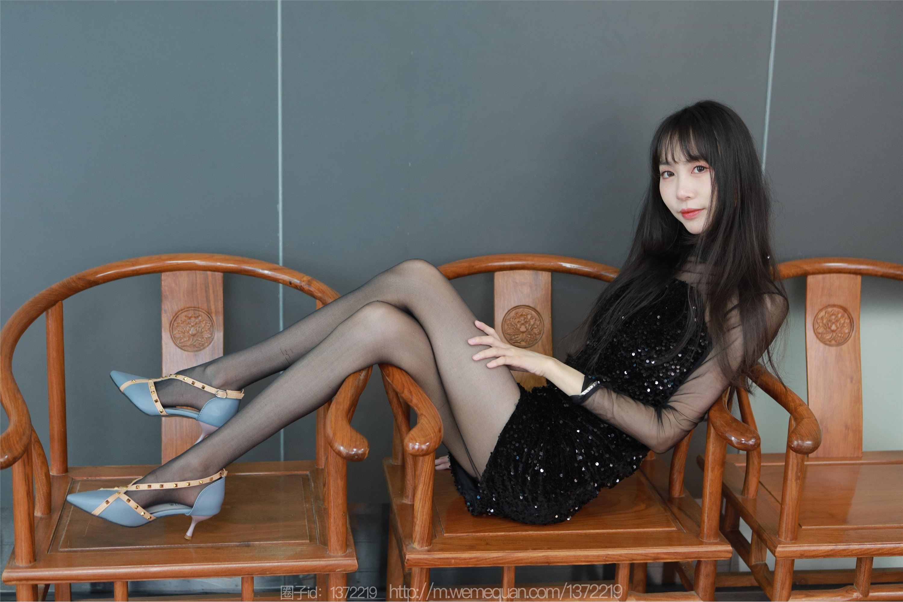 图片[14]-IESS异思趣向期期2023.04.12期丝享家期1419期团团《亮片嘿丝裙》-秀人网