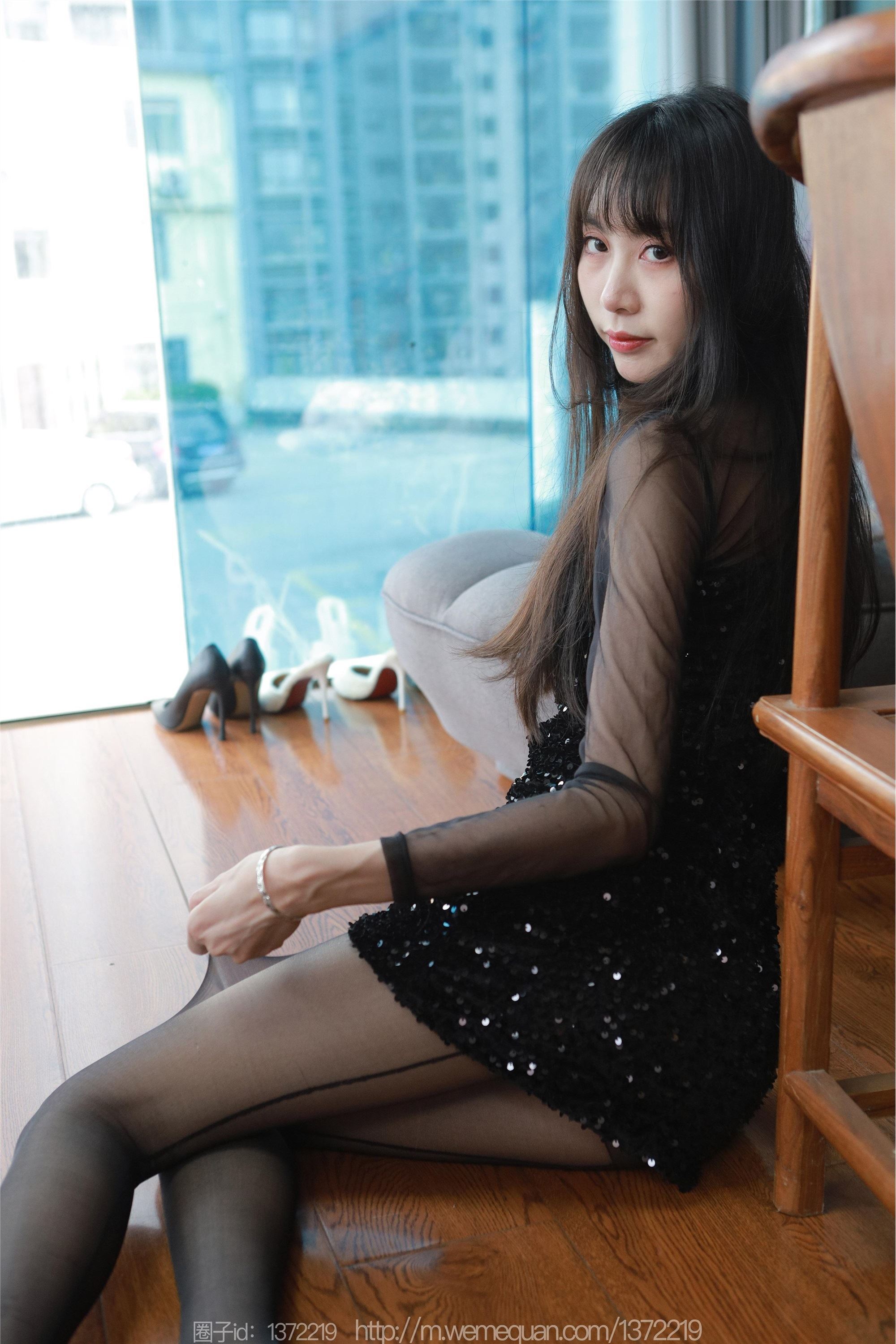 图片[59]-IESS异思趣向期期2023.04.12期丝享家期1419期团团《亮片嘿丝裙》-秀人网