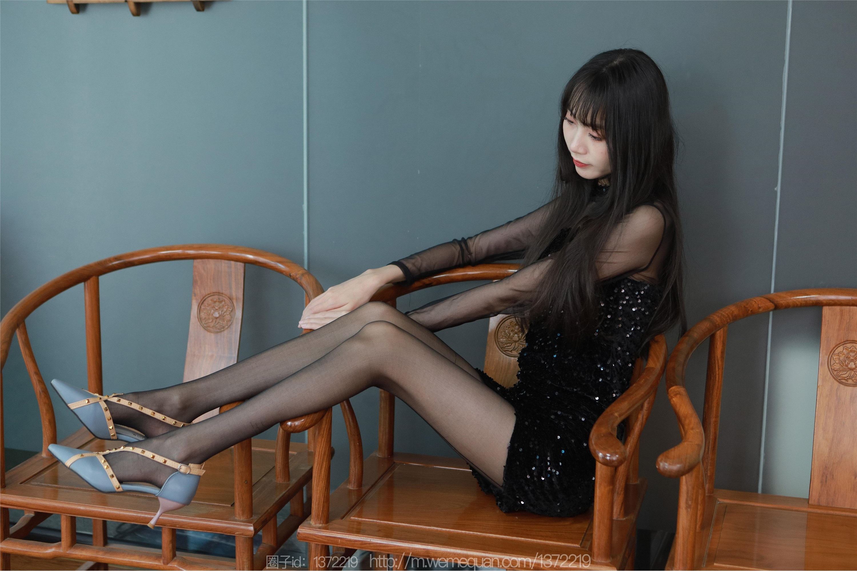 图片[9]-IESS异思趣向期期2023.04.12期丝享家期1419期团团《亮片嘿丝裙》-秀人网