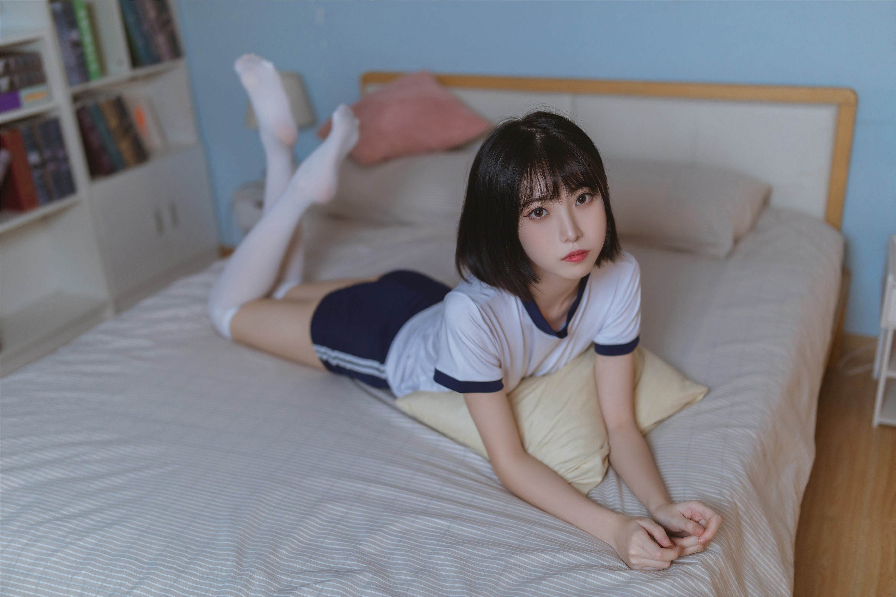 图片[11]-许岚LAN期–期N第025期放学回家-秀人网