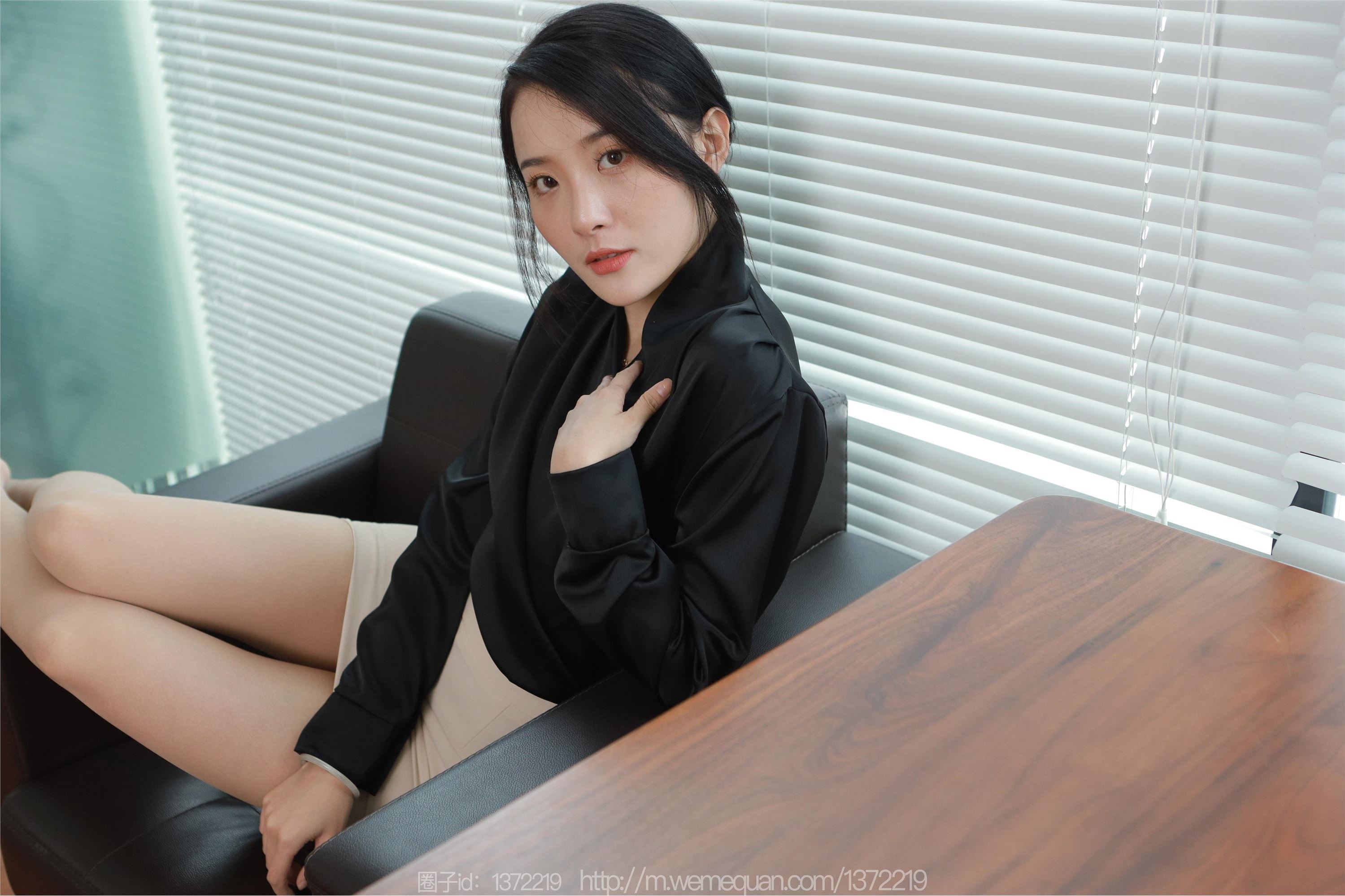 图片[16]-IESS异思趣向期期2023.04.15期丝享家期1422期婉萍《甜美同事》-套图网