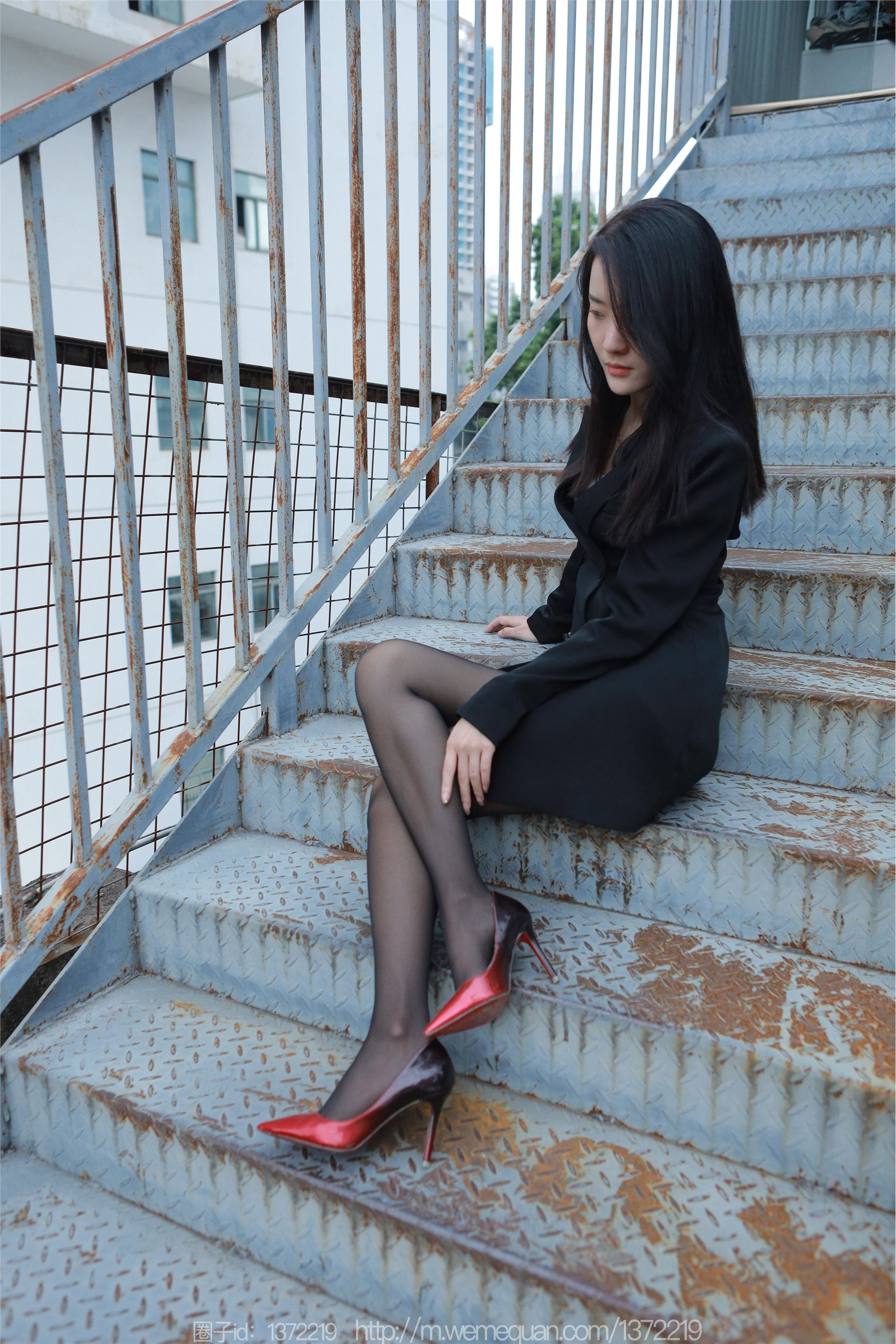 图片[29]-IESS异思趣向期期2023.04.18期丝享家期1425期婉萍《小辣椒》-秀人网