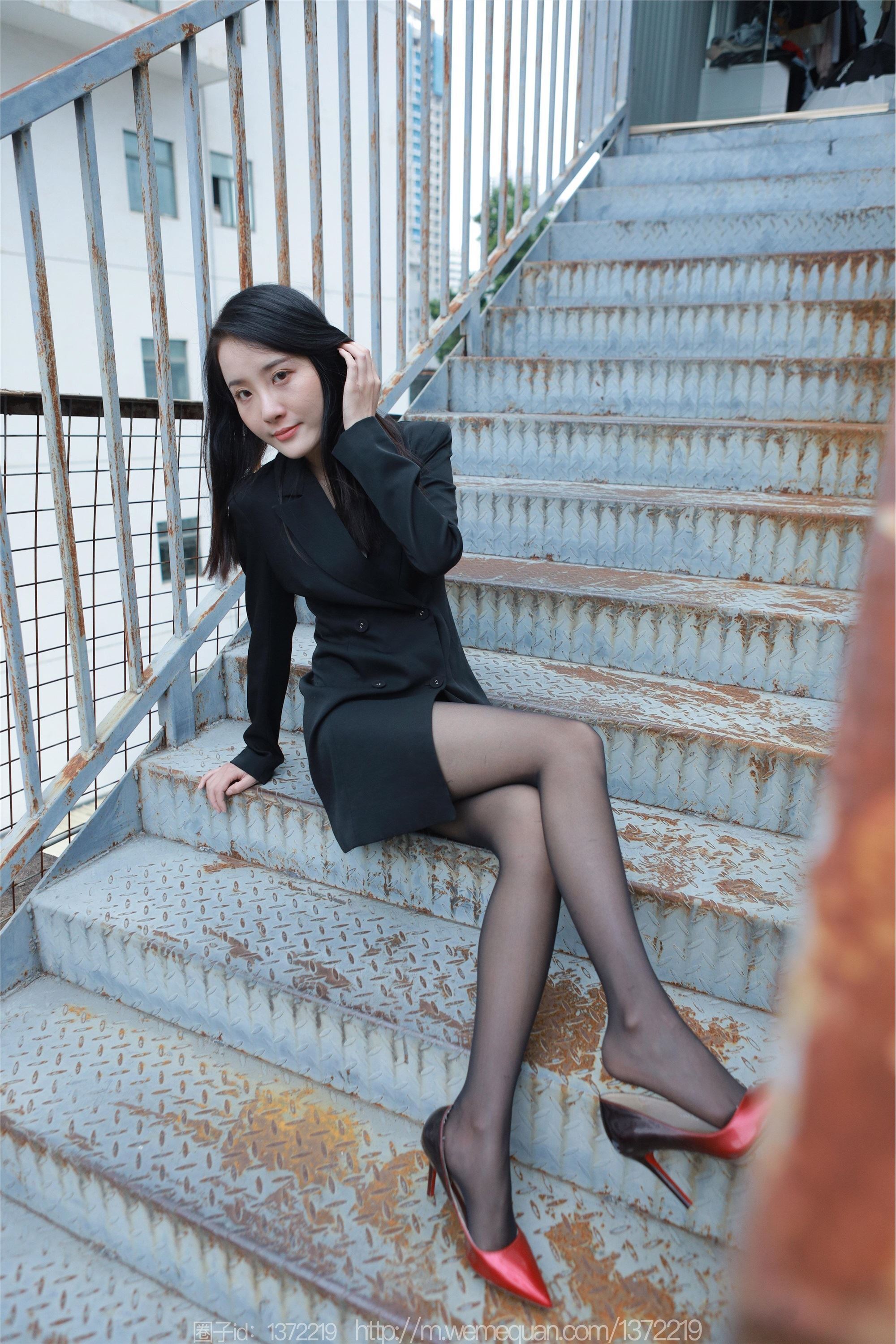 图片[43]-IESS异思趣向期期2023.04.18期丝享家期1425期婉萍《小辣椒》-秀人网