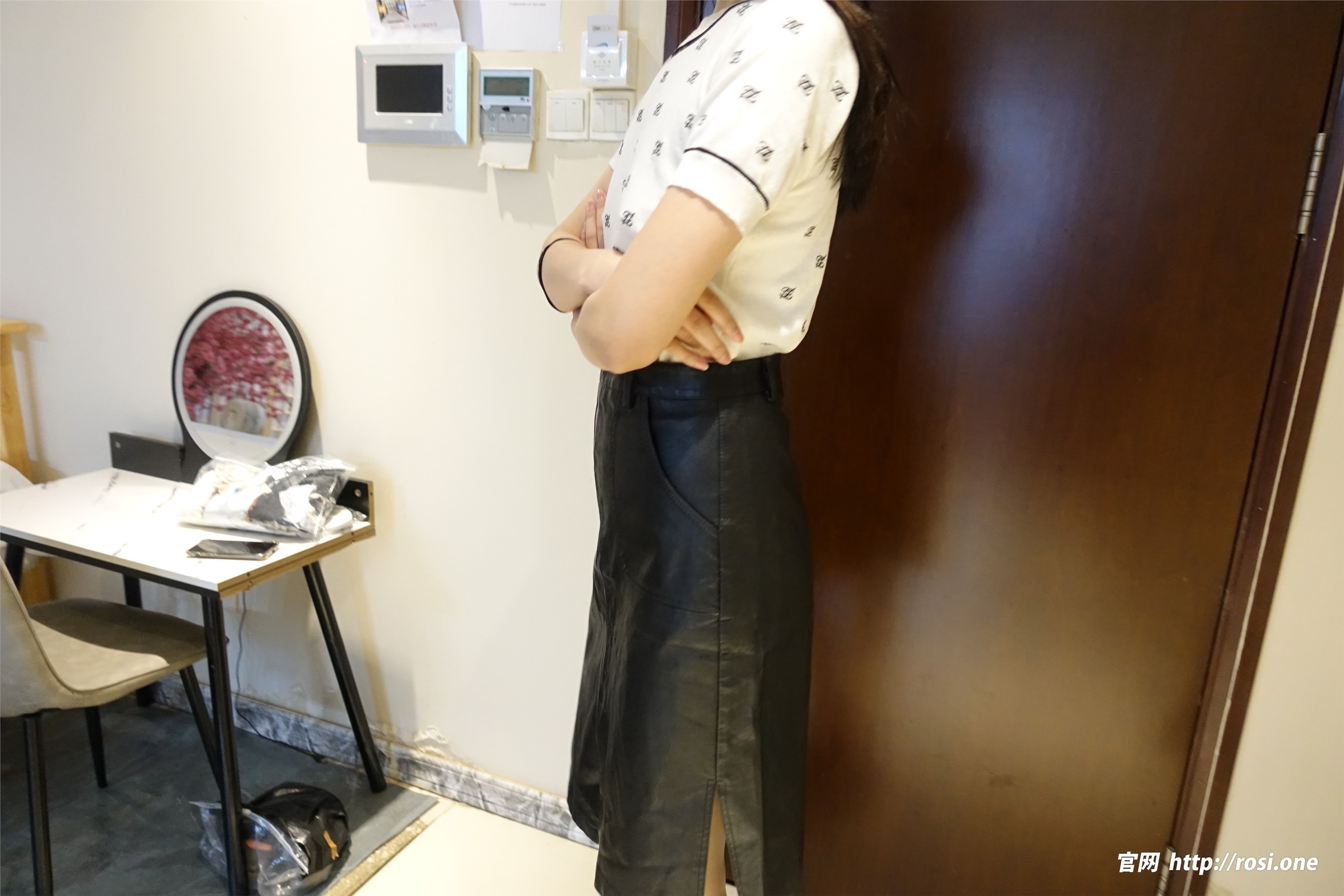 图片[21]-ROSI写真期2023.09.18期N第4305-秀人网