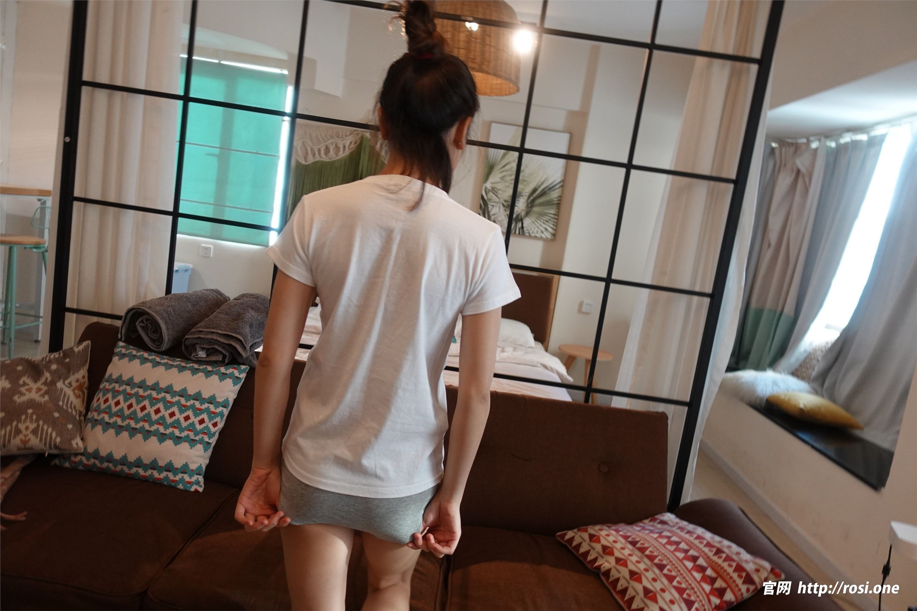 图片[2]-ROSI写真期2023.09.27期N第4314-秀人网