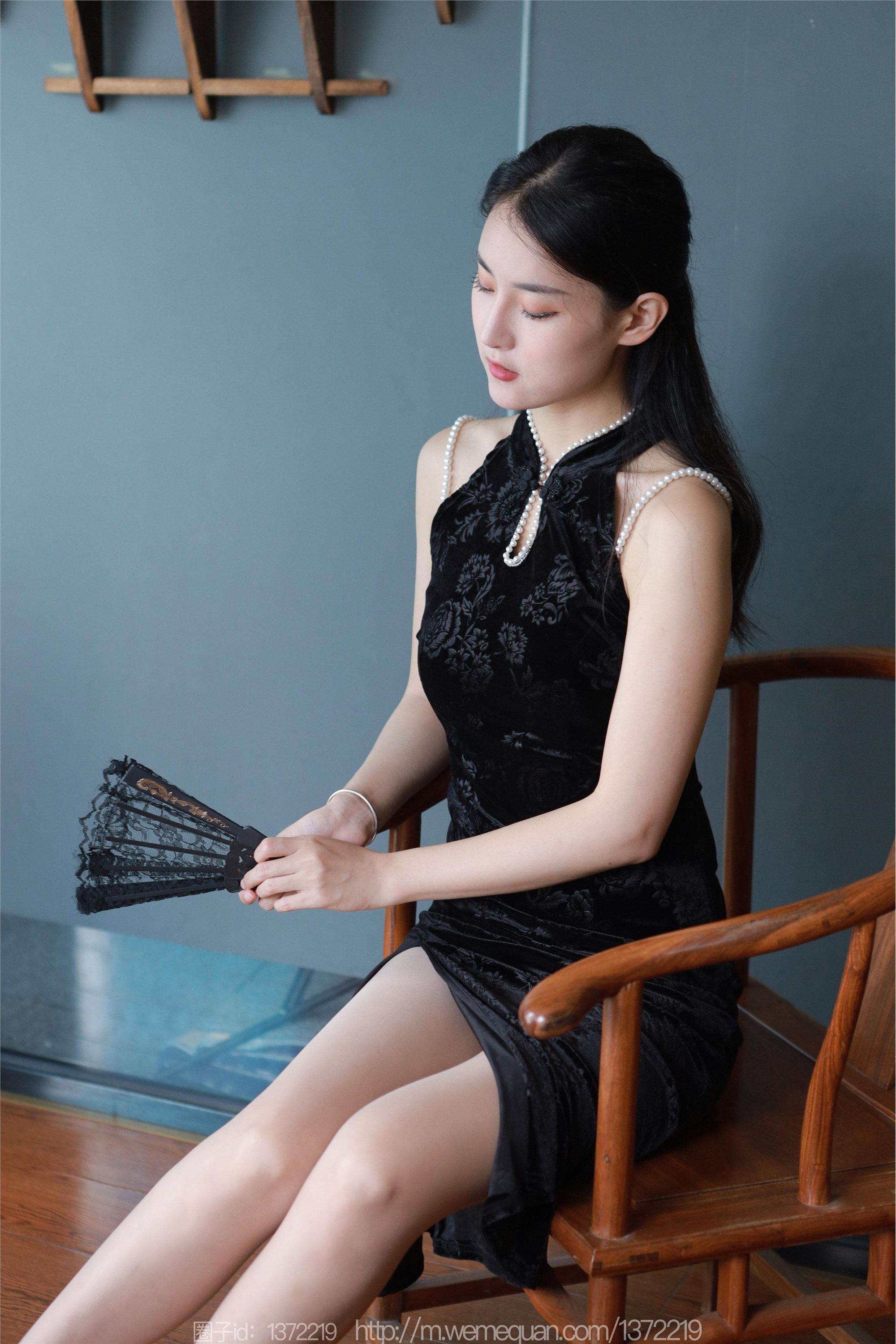 图片[4]-IESS异思趣向期期2023.04.20期丝享家期1427期小宝《倾国倾城》-秀人网