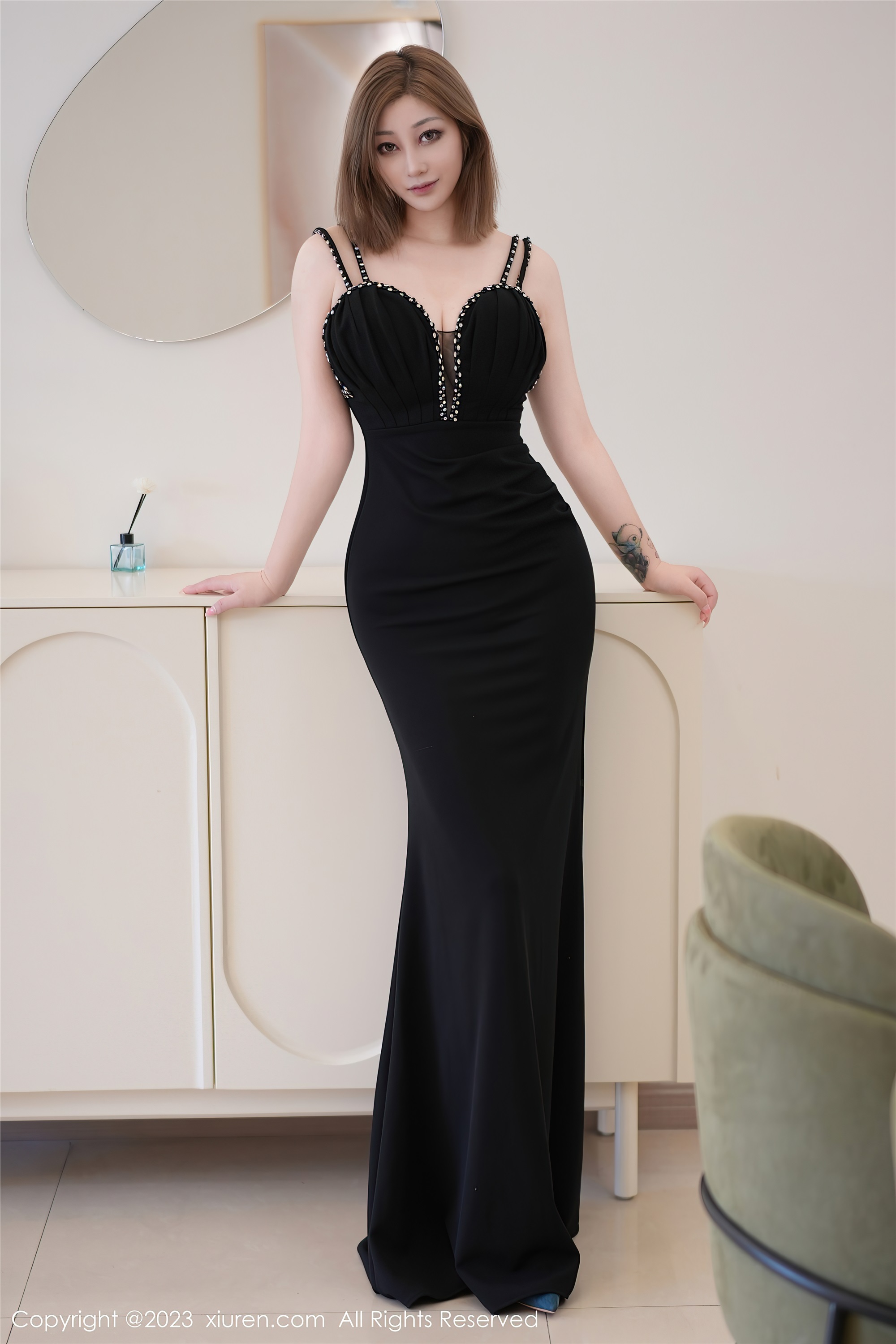 图片[2]-Xiuren秀人网期2023.09.22期N第7427期妲己_Toxic-秀人网