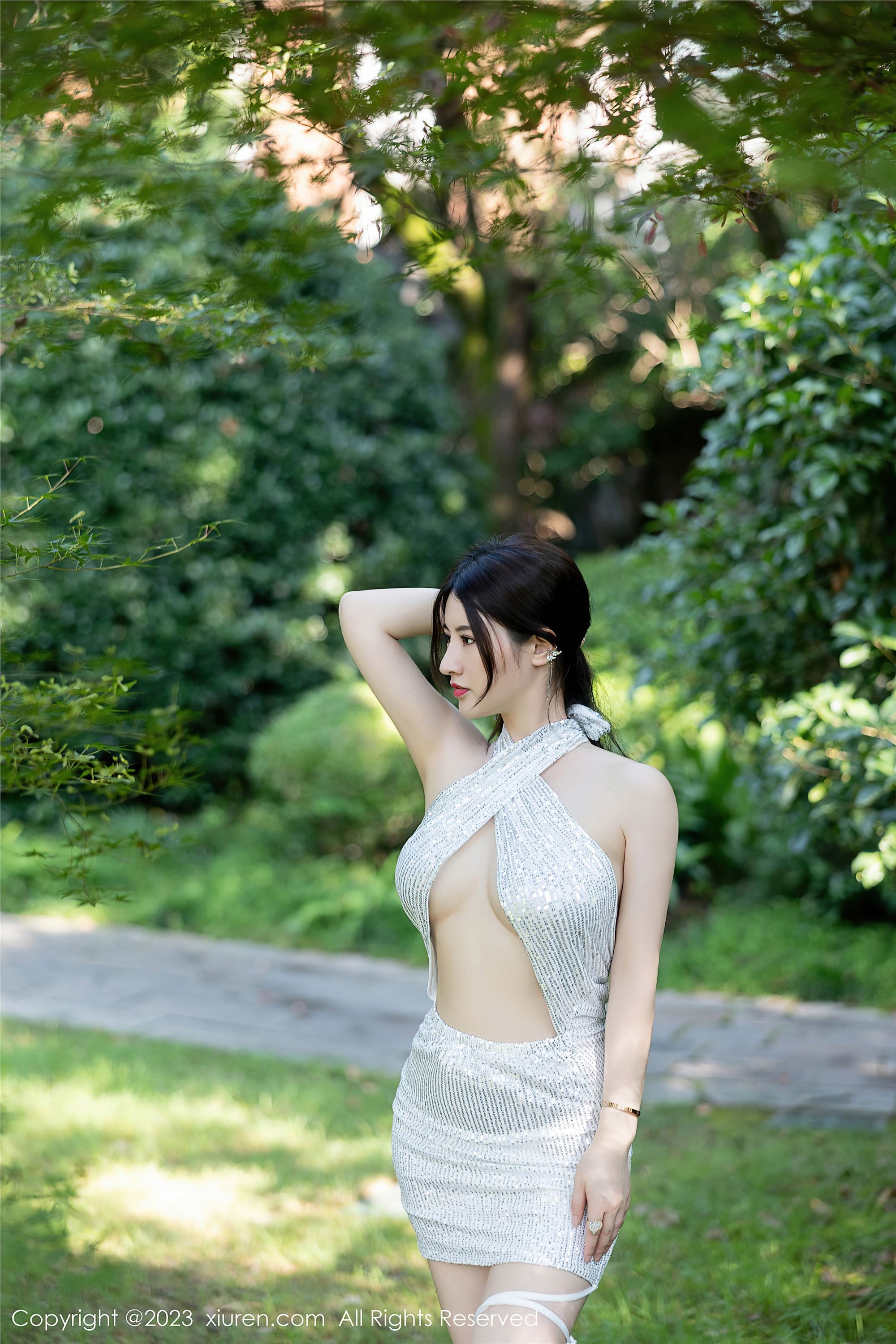 图片[8]-Xiuren秀人网期2023.09.26期N第7441期诗诗kiki-套图网