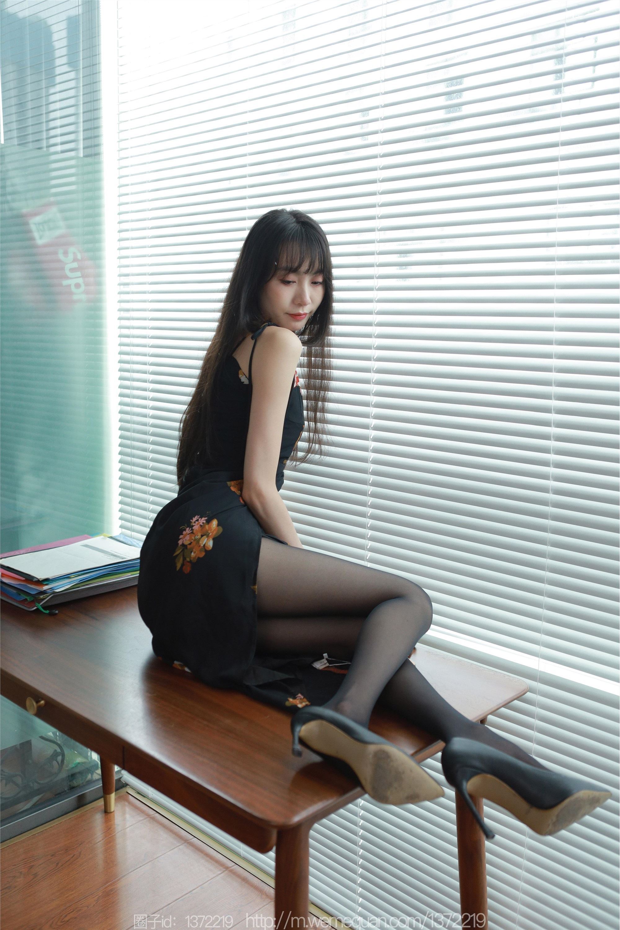 图片[9]-IESS异思趣向期期2023.04.28期丝享家期1435期团团《黑色高跟鞋》-套图网