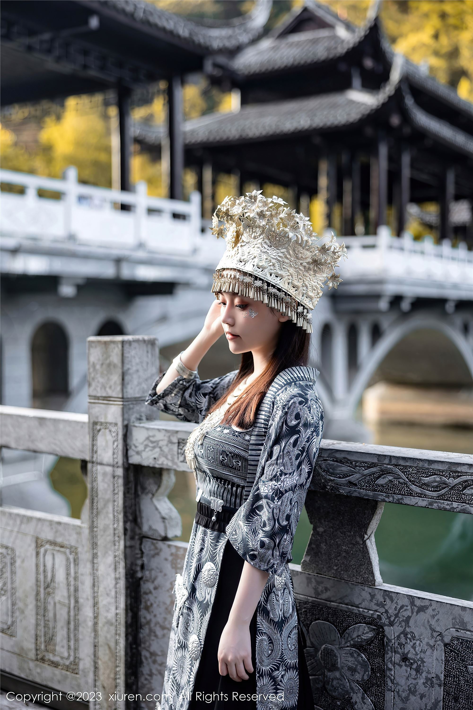 图片[8]-Xiuren秀人网期2023.09.27期N第7448期豆瓣酱-套图网