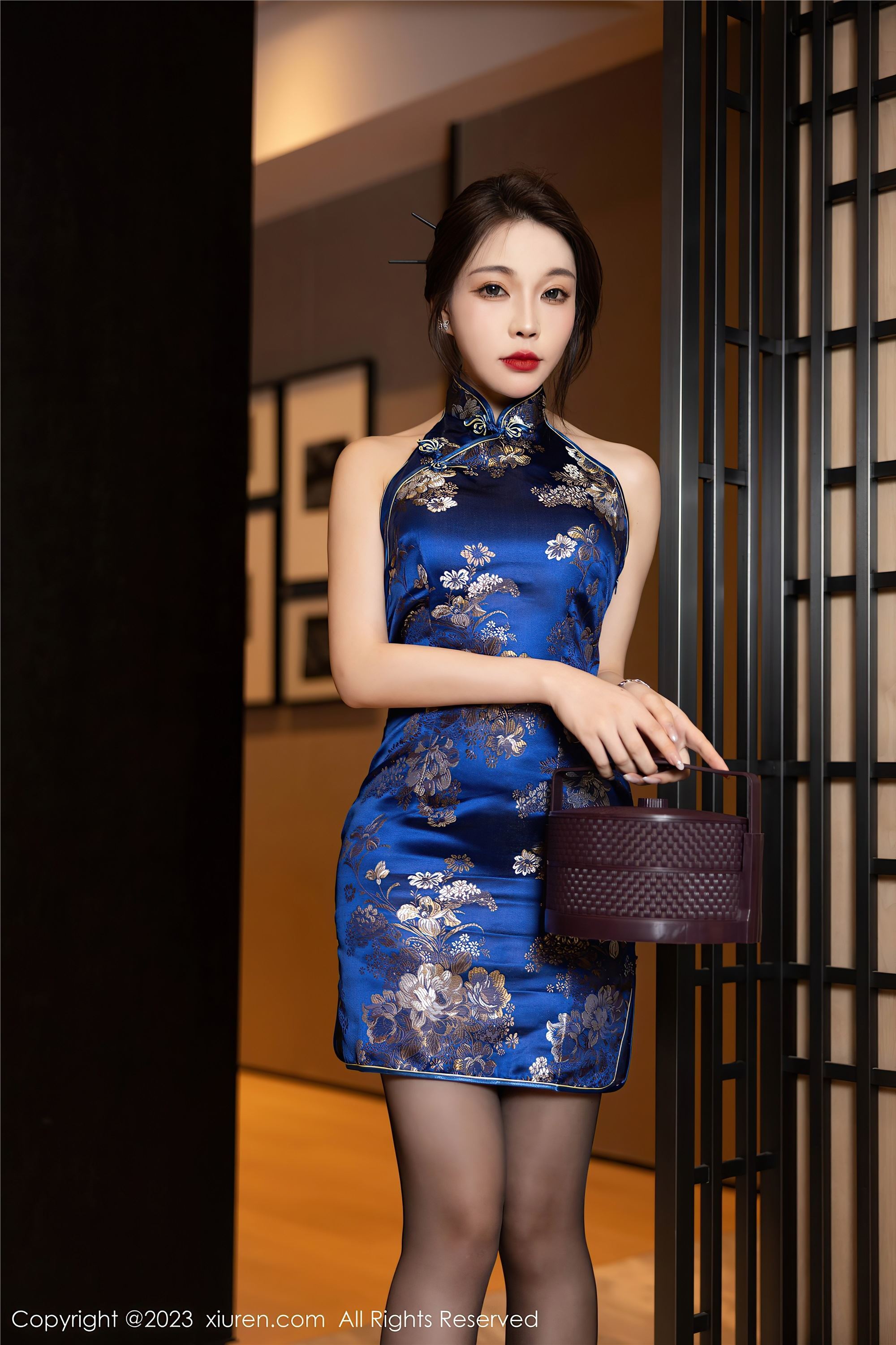 Xiuren秀人网期2023.09.27期N第7453期徐莉芝Booty-套图网