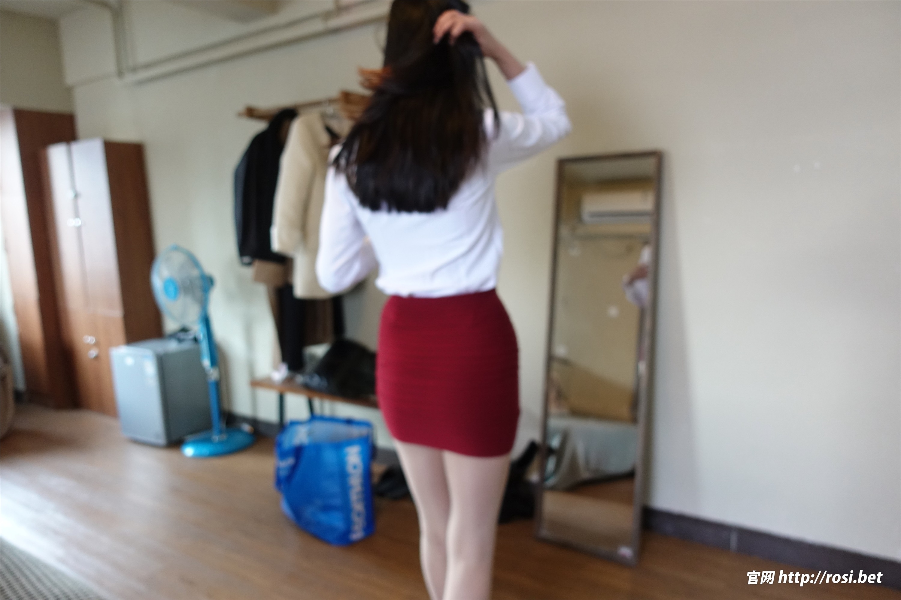 图片[4]-ROSI写真期2023.10.04期N第4321-套图网