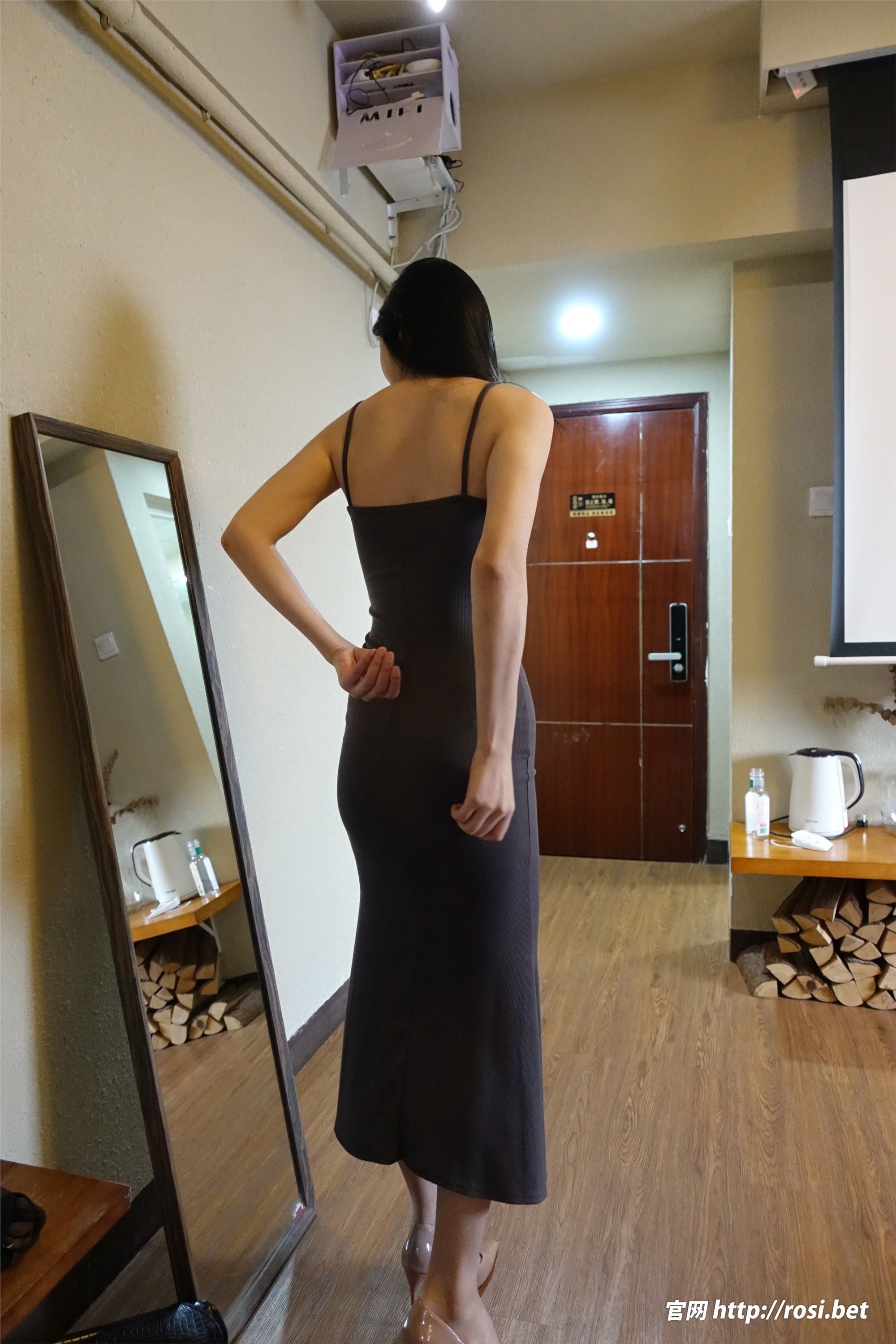 图片[2]-ROSI写真期2023.10.17期N第4334-秀人网