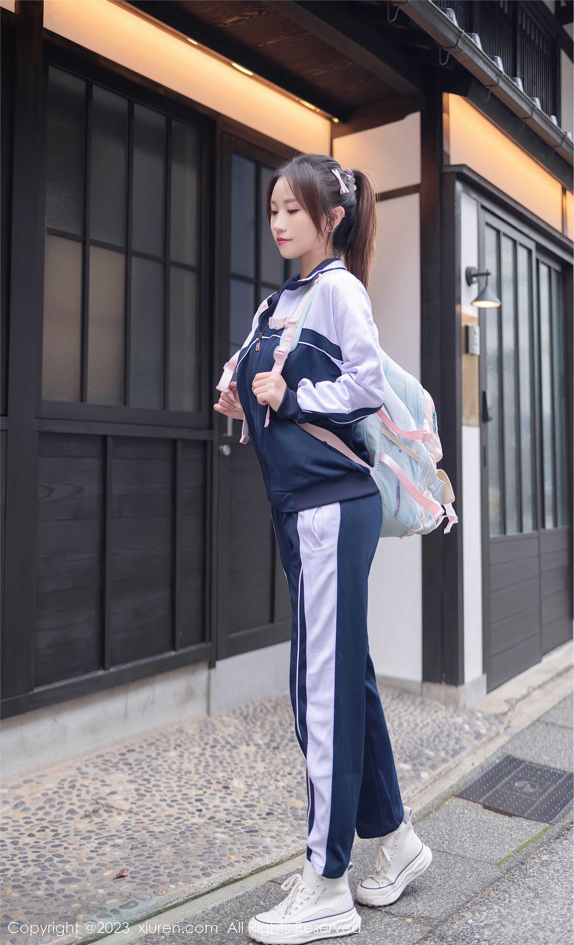 图片[2]-Xiuren秀人网期2023.10.18期N第7528期杏子Yada-套图网