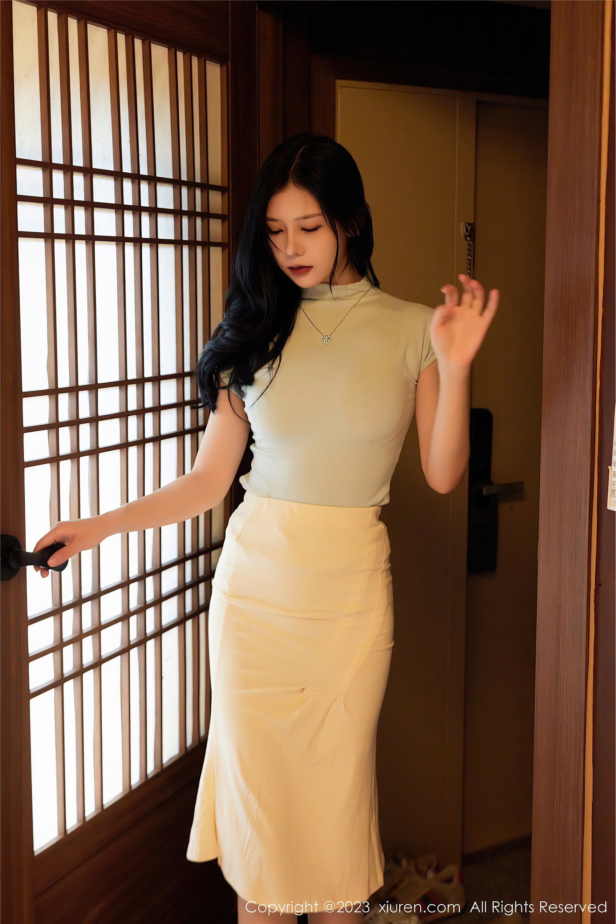 图片[3]-Xiuren秀人网期2023.10.19期N第7531期尹甜甜-套图网