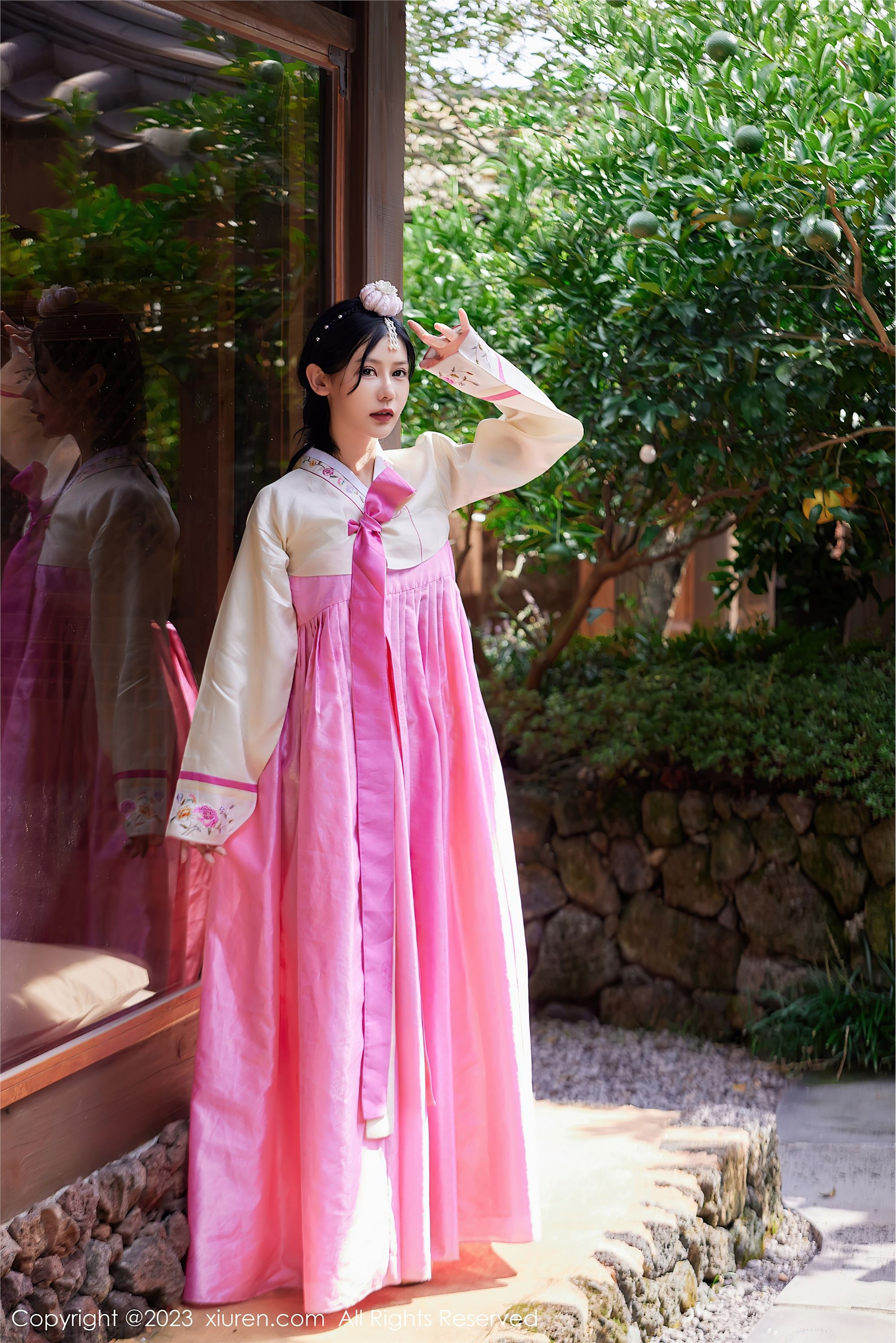 Xiuren秀人网期2023.10.26期N第7564期尹甜甜-秀人网