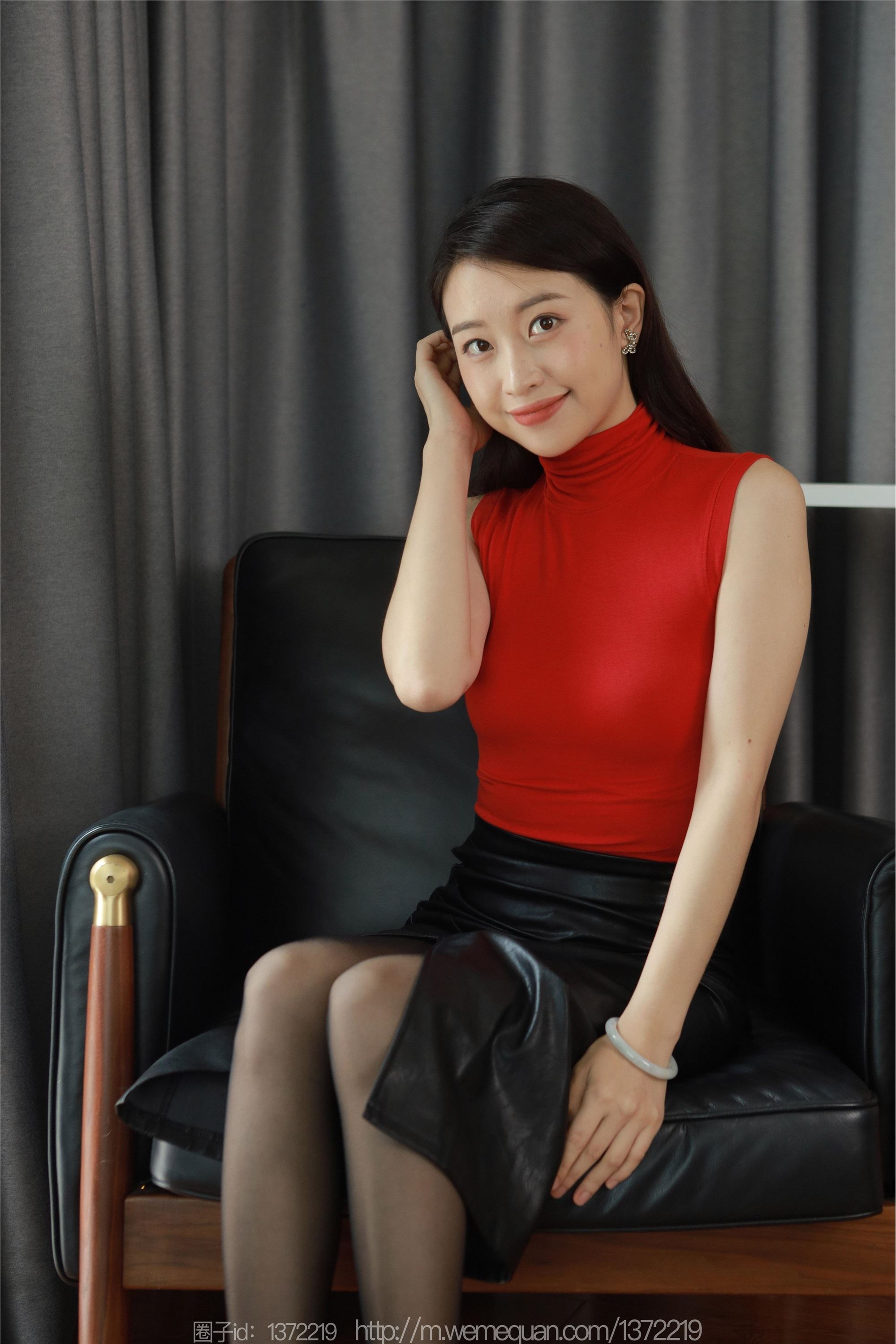 图片[5]-IESS异思趣向期期2023.05.23期丝享家期1459期小婕《暗里红》-秀人网