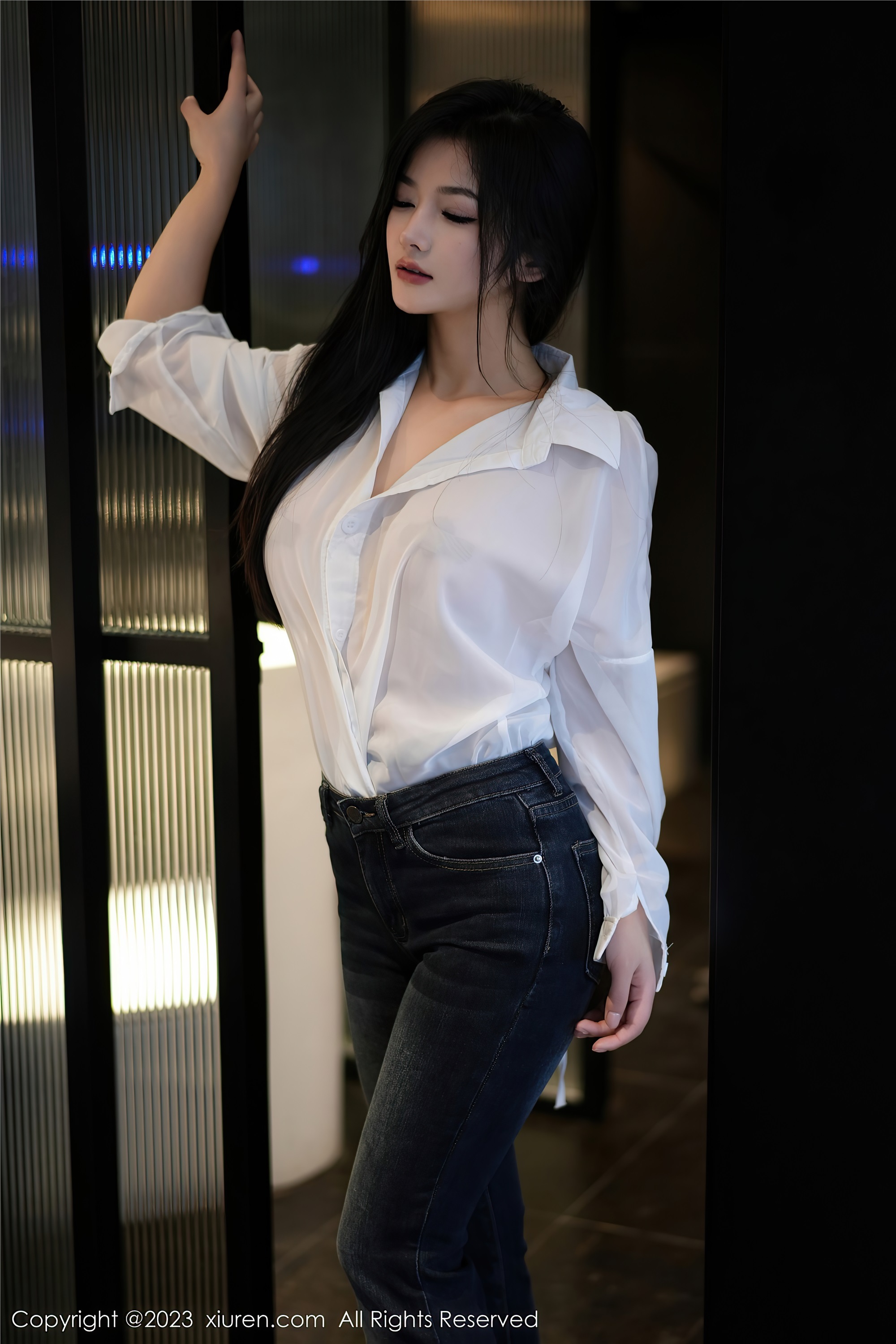 图片[2]-Xiuren秀人网期2023.11.10期N第7645期谭小灵-秀人网