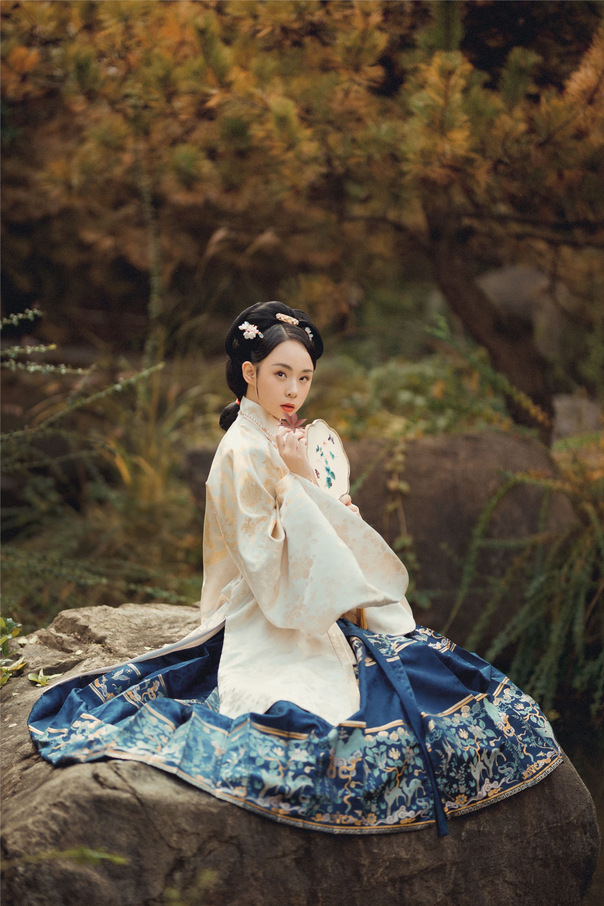 图片[4]-YITUYU艺图语期2021.09.03期寻枫期冯友薇-秀人网