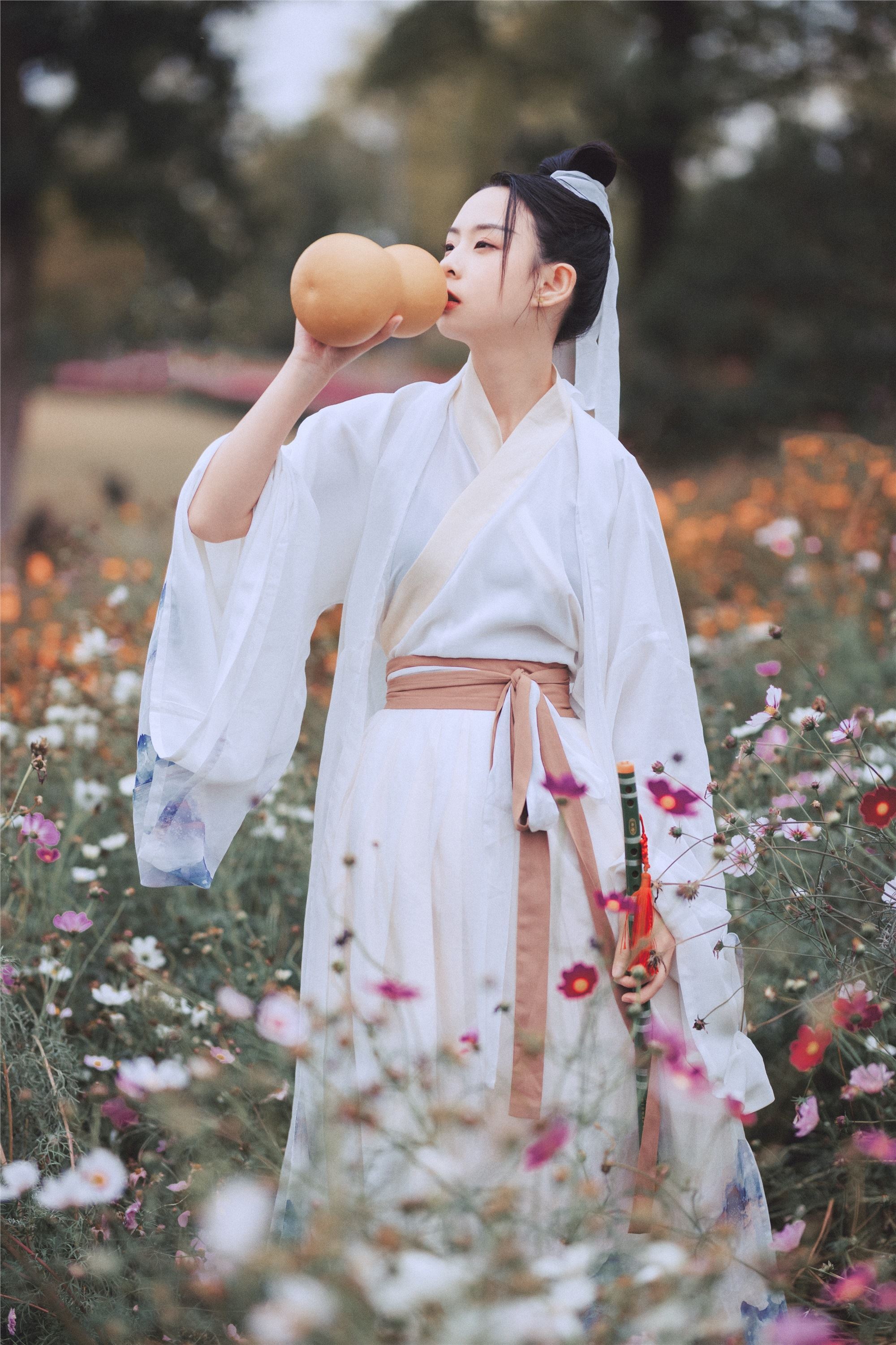 图片[7]-YITUYU艺图语期2021.09.04期白衣隐期冯友薇-秀人网