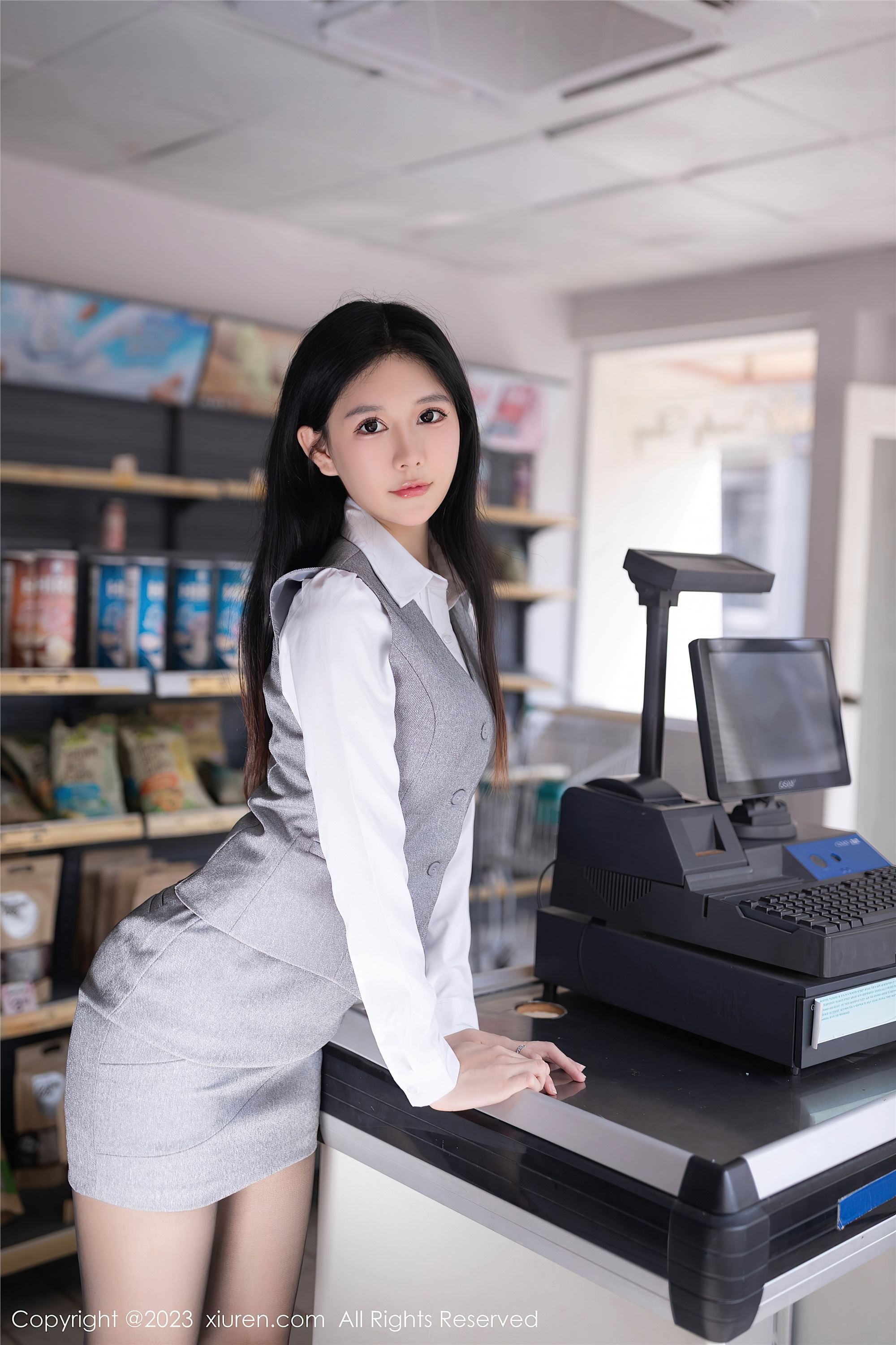 图片[8]-Xiuren秀人网期2023.11.17期N第7684期幼幼-秀人网