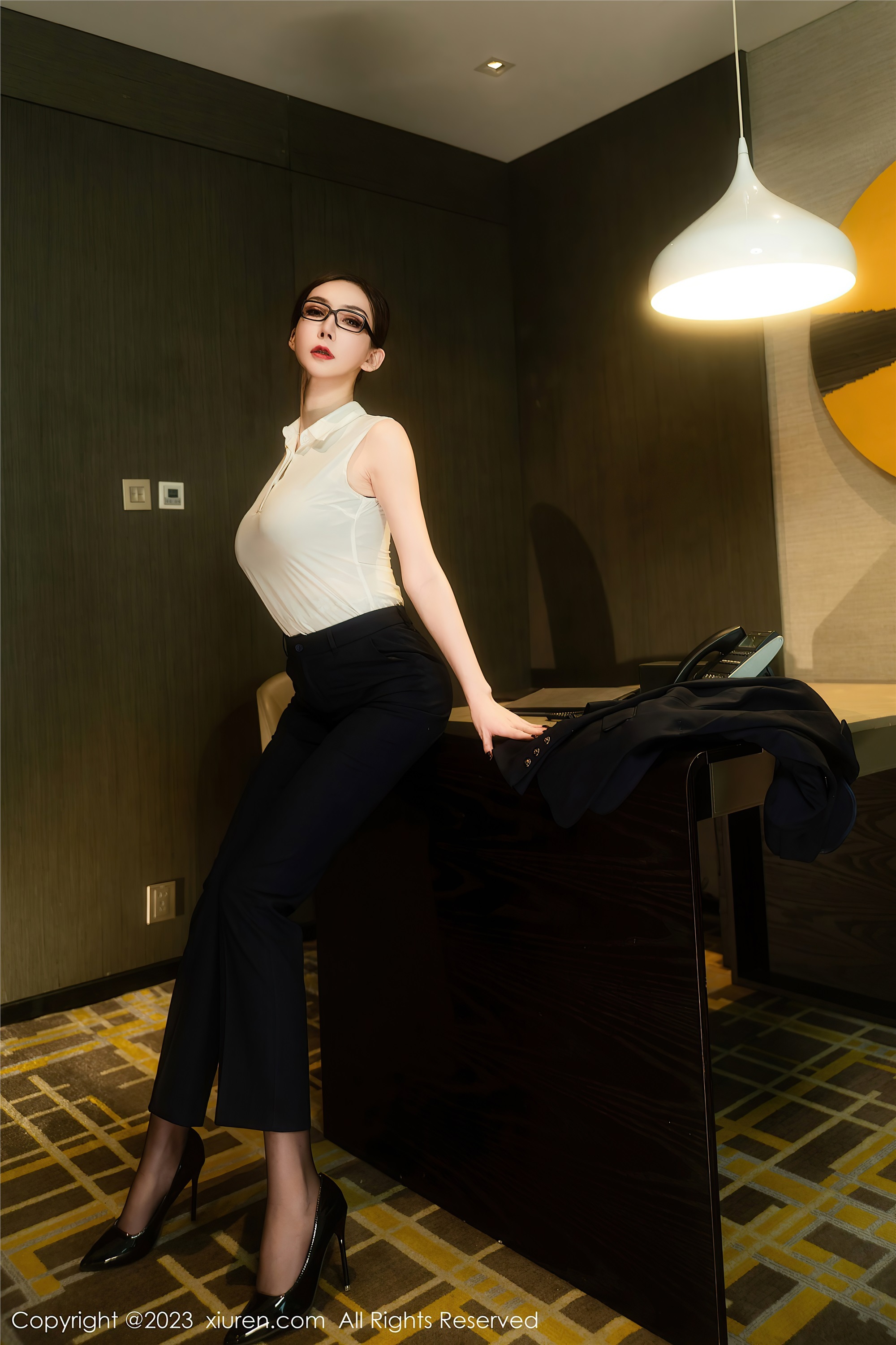 图片[2]-Xiuren秀人网期2023.11.21期N第7691期陈怡曼-秀人网