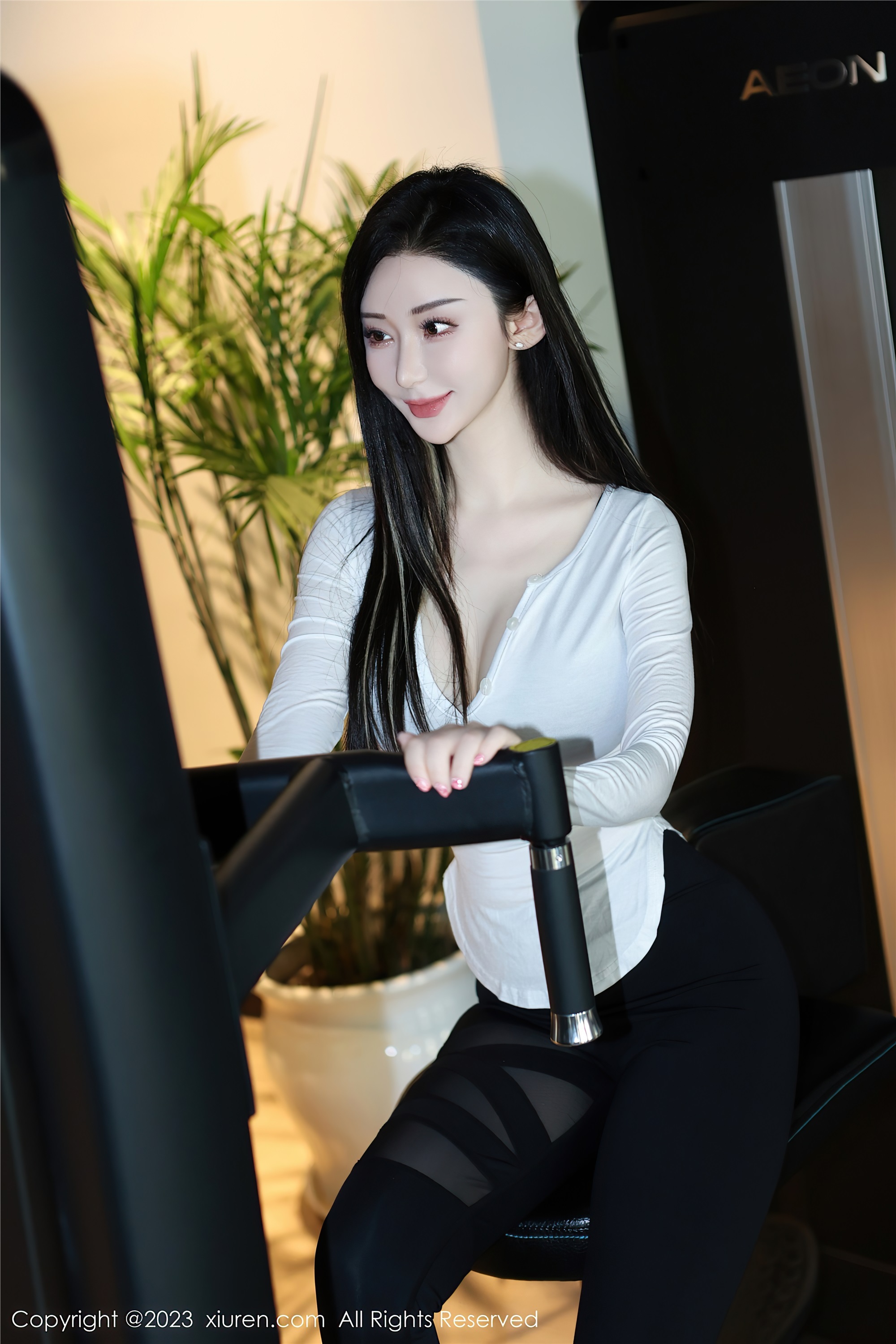 图片[2]-Xiuren秀人网期2023.11.23期N第7705期田兮白-套图网